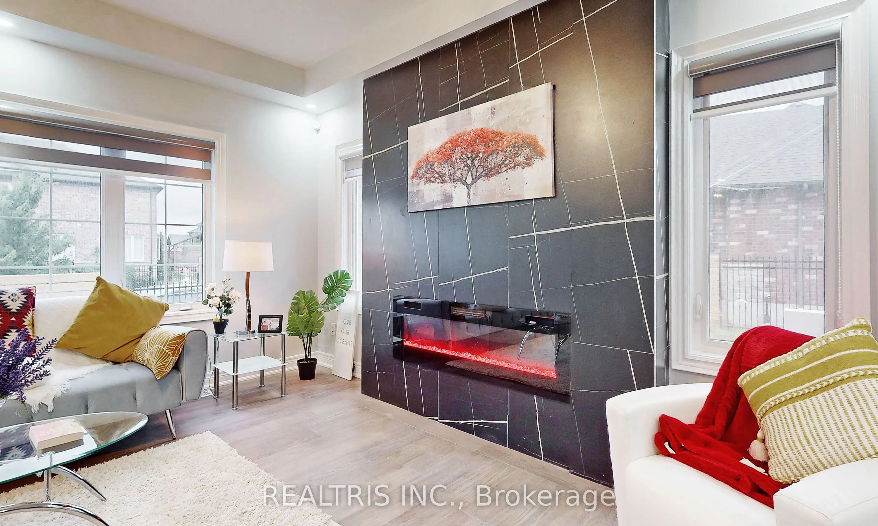 85 Eaglecrest Street