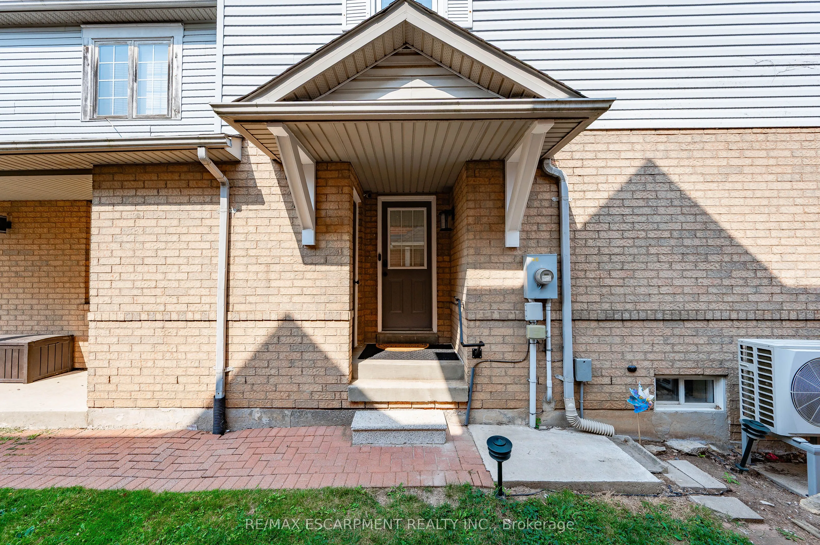 146 Rockhaven Lane