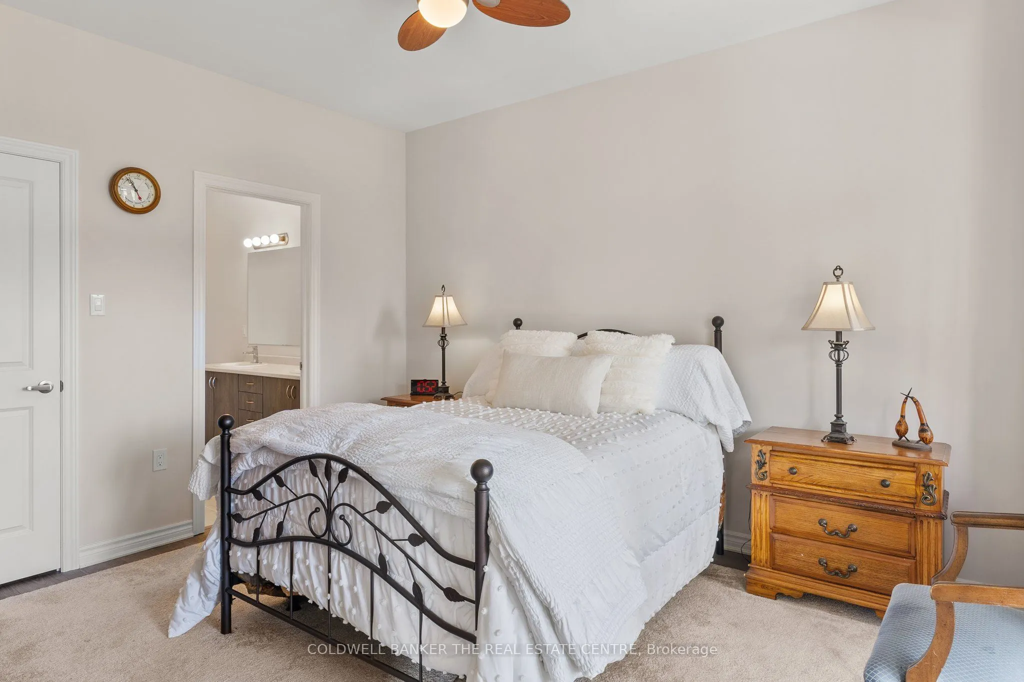 17 Lakewood Crescent S, #38