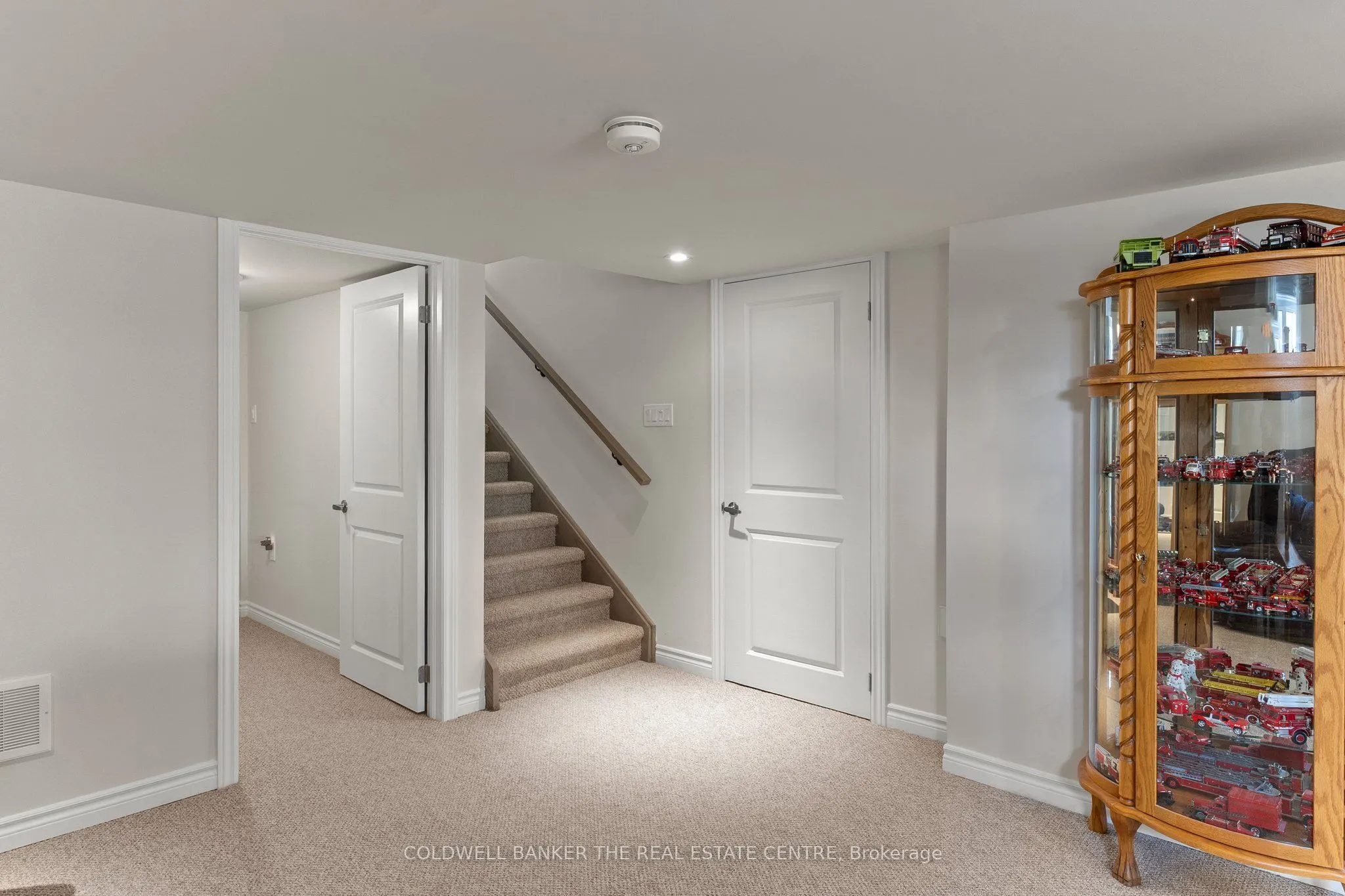 17 Lakewood Crescent S, #38