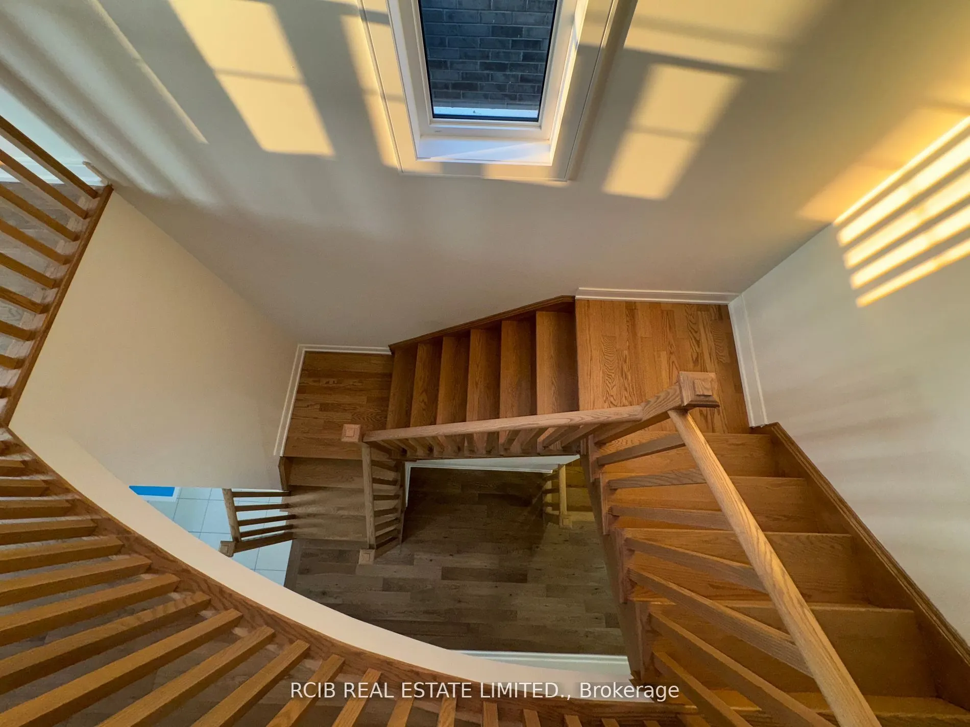 20 Stanley Leitch Drive