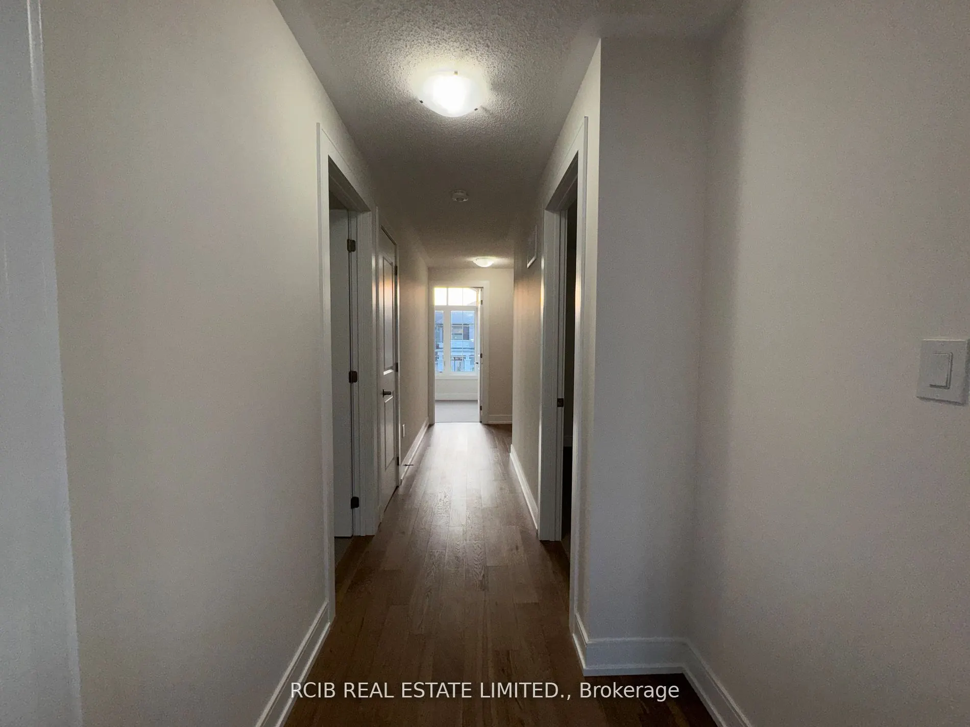 20 Stanley Leitch Drive