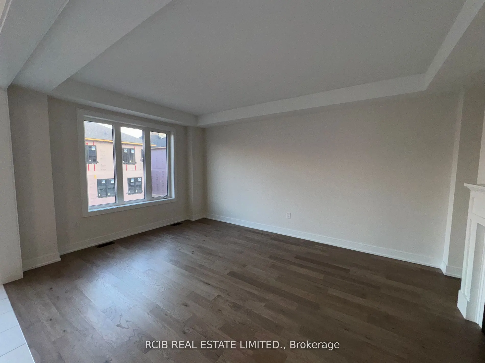 20 Stanley Leitch Drive