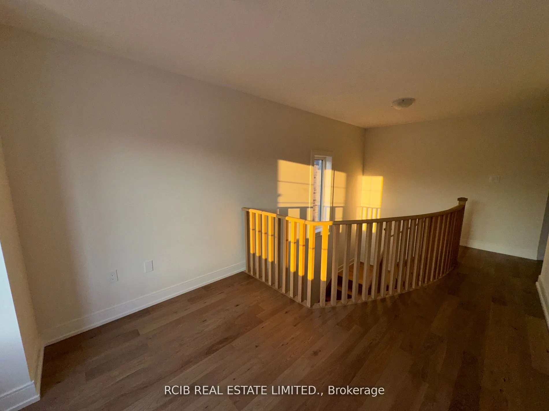20 Stanley Leitch Drive