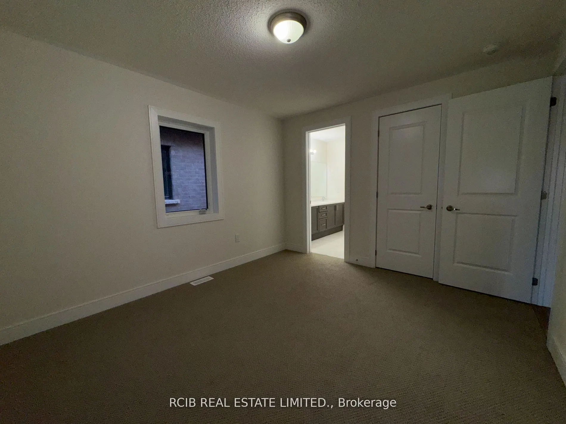 20 Stanley Leitch Drive