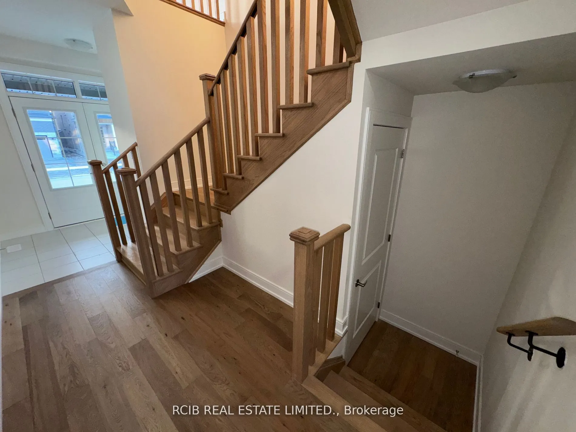 20 Stanley Leitch Drive