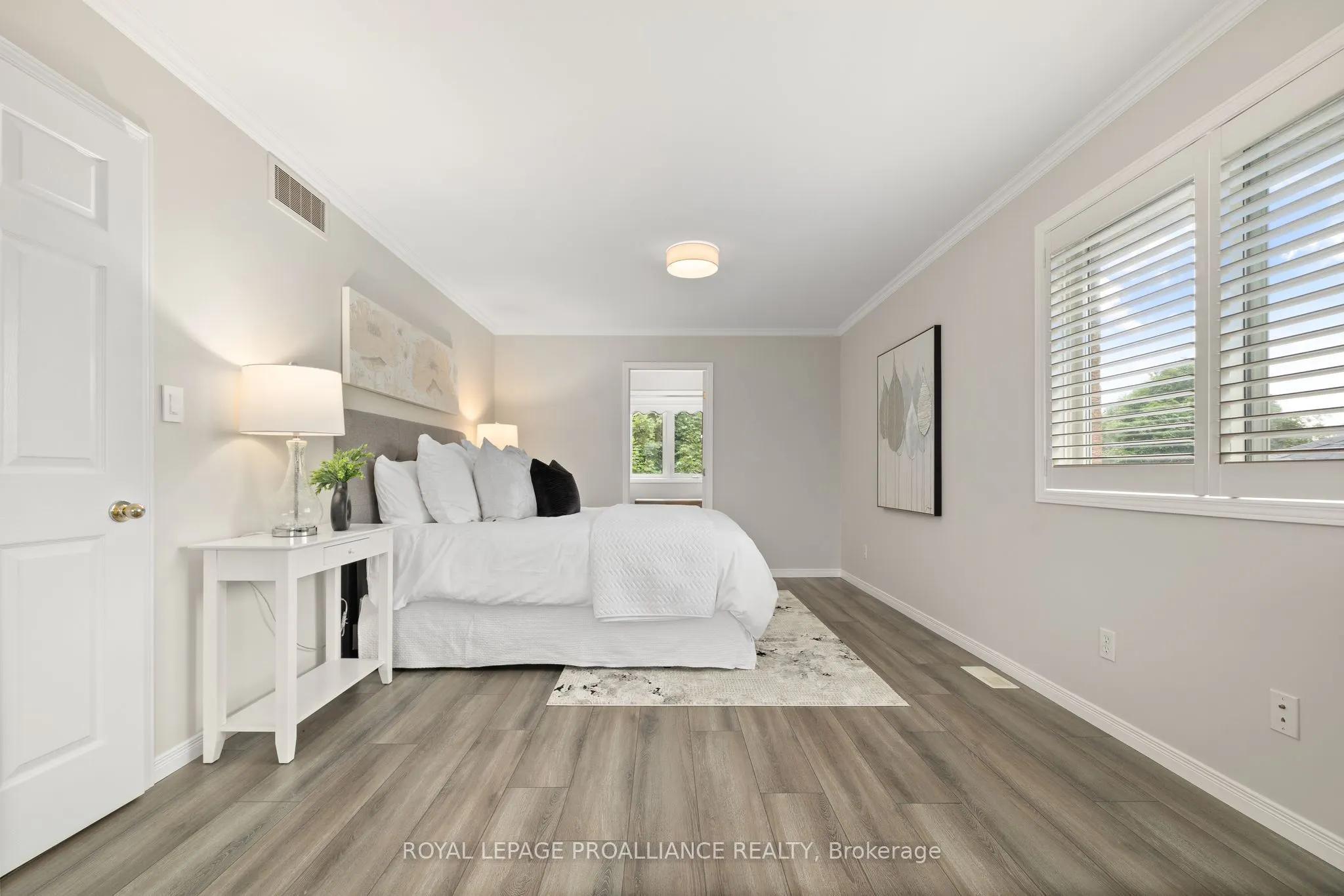 8 Linden Lane
