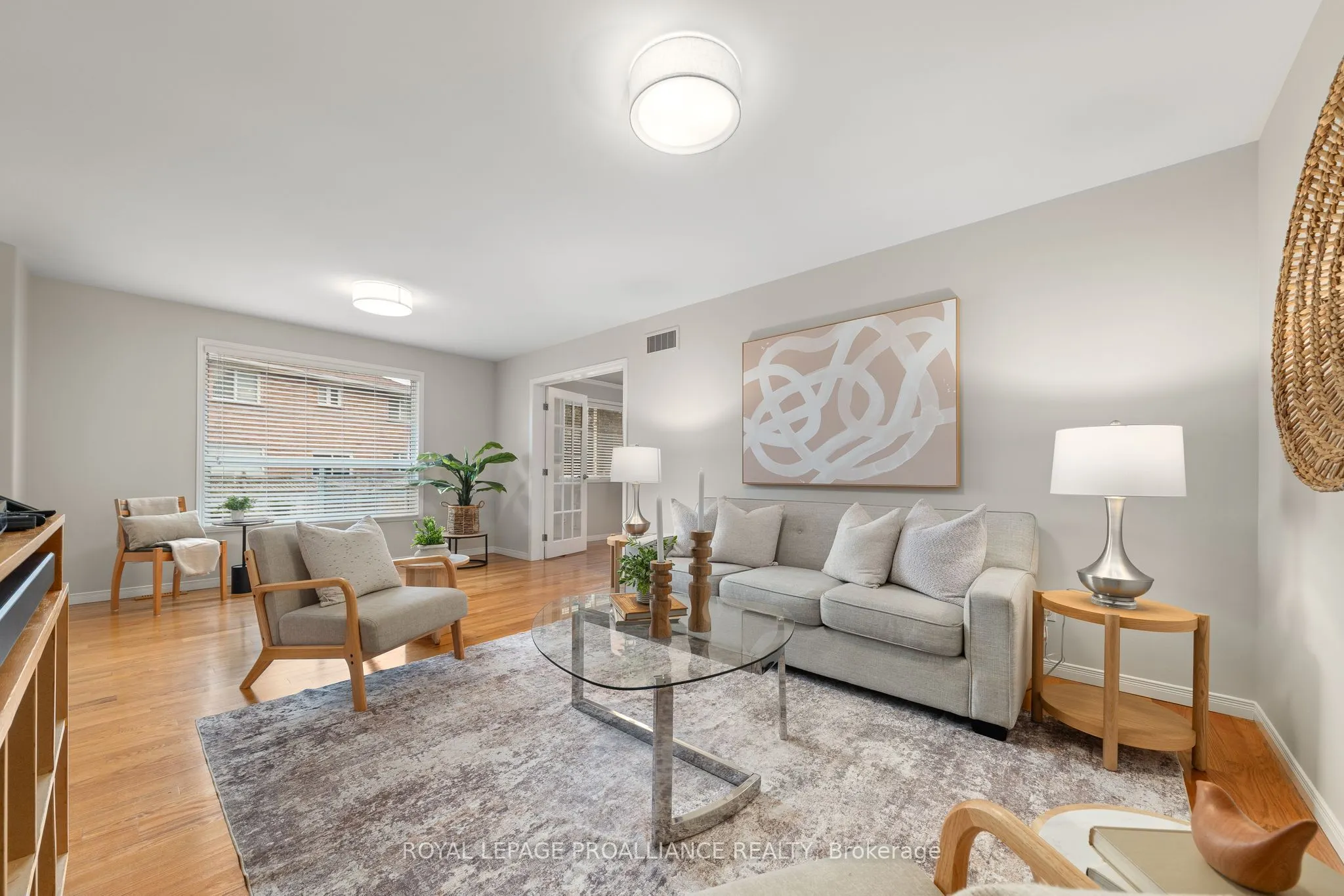 8 Linden Lane
