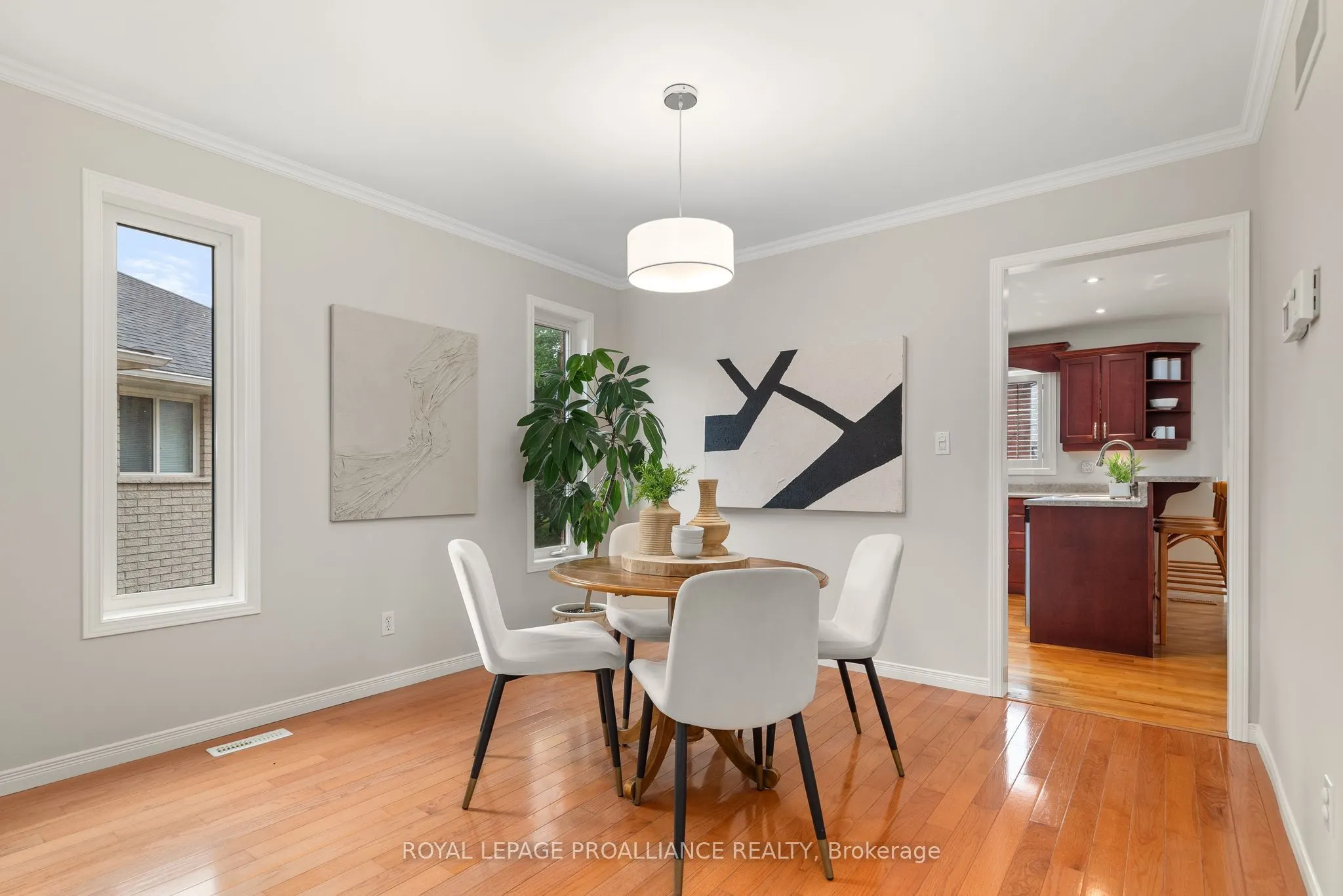 8 Linden Lane