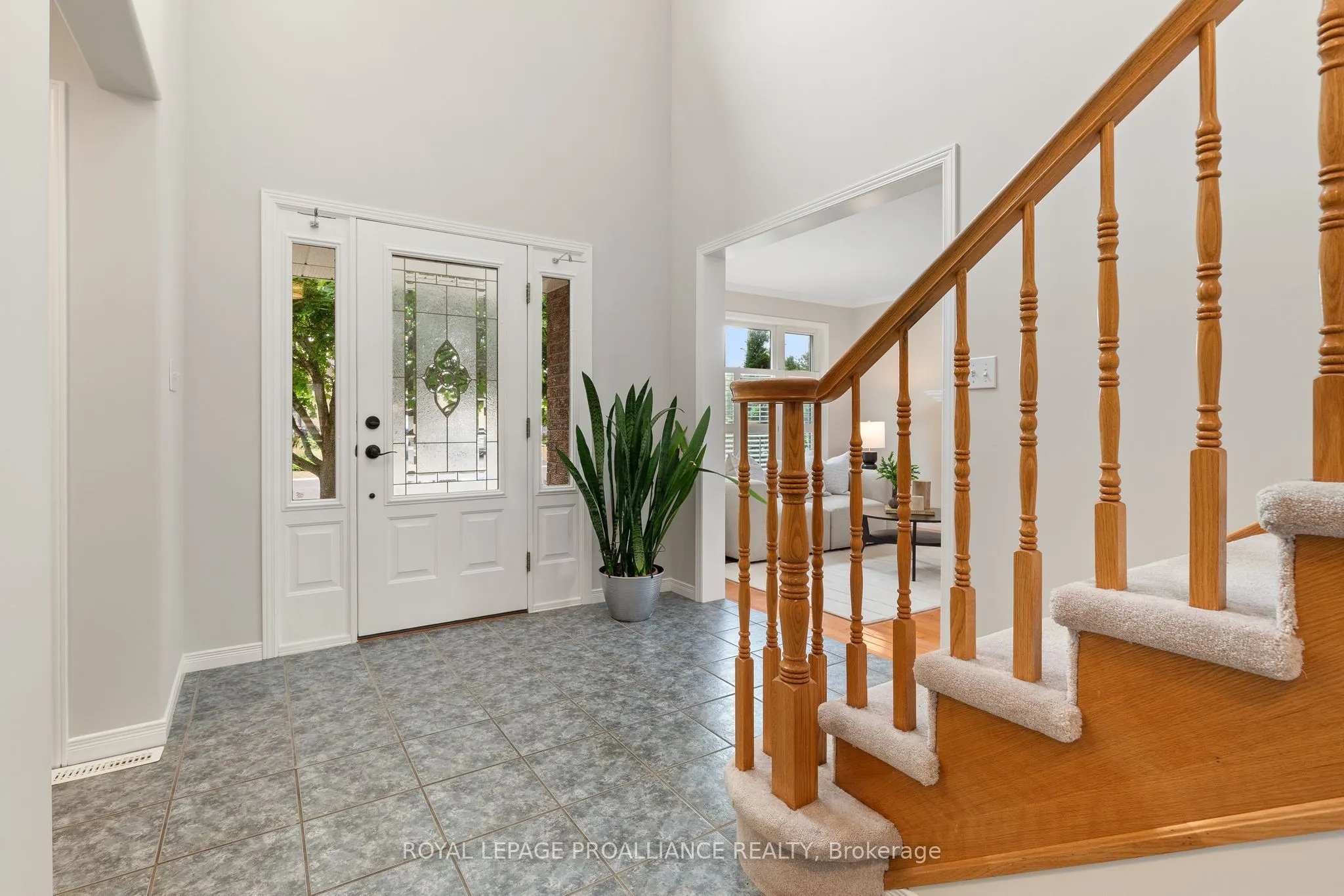 8 Linden Lane