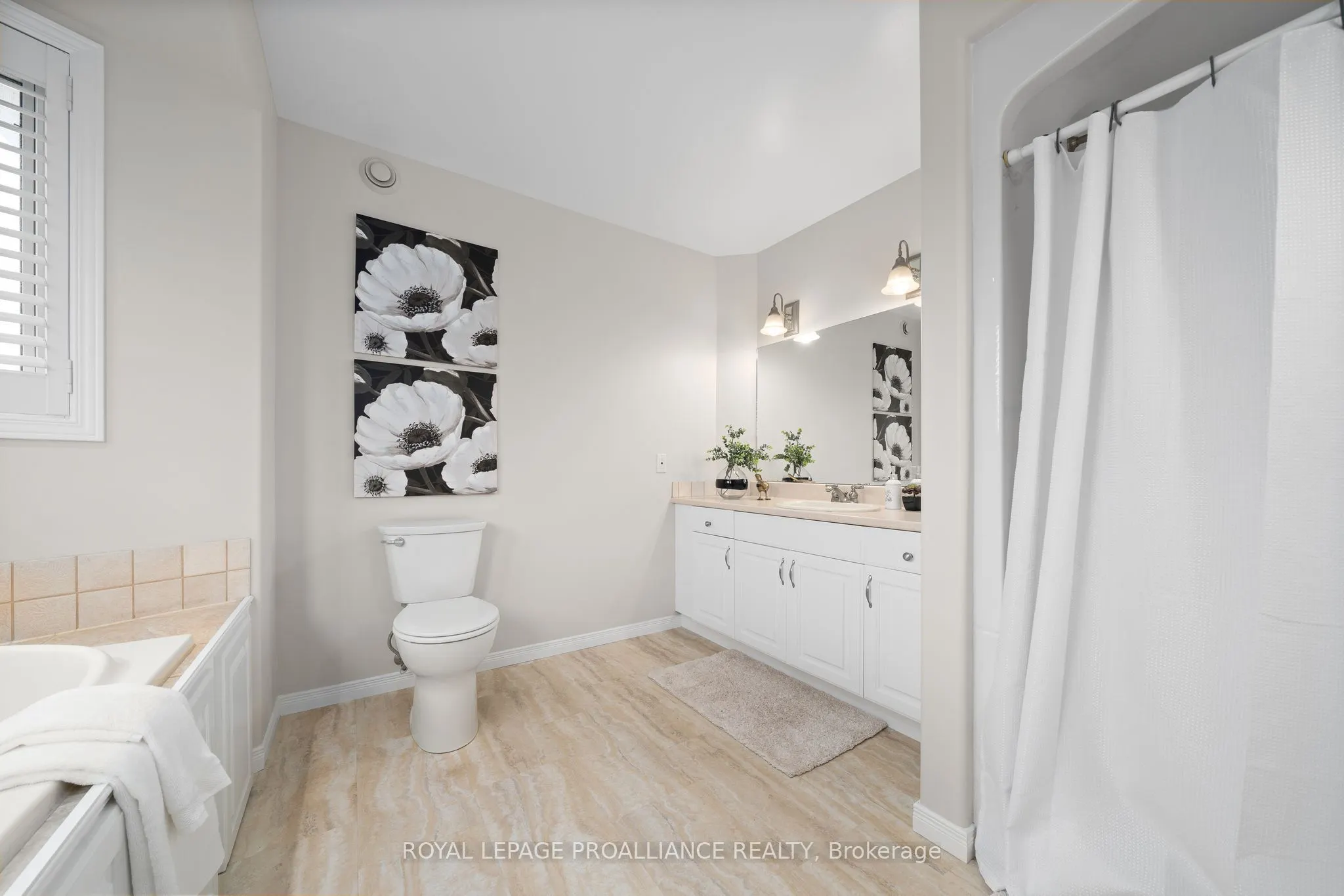 8 Linden Lane