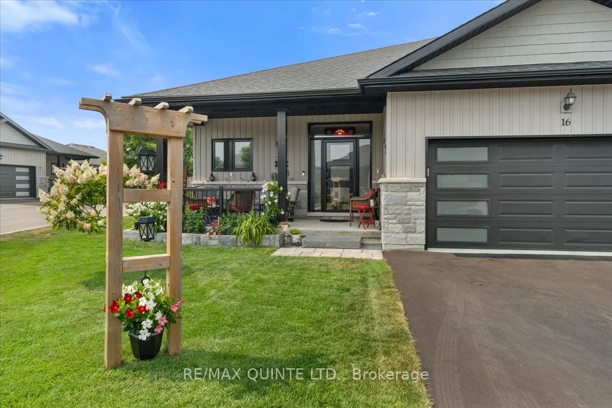 39 Downes Avenue, #16