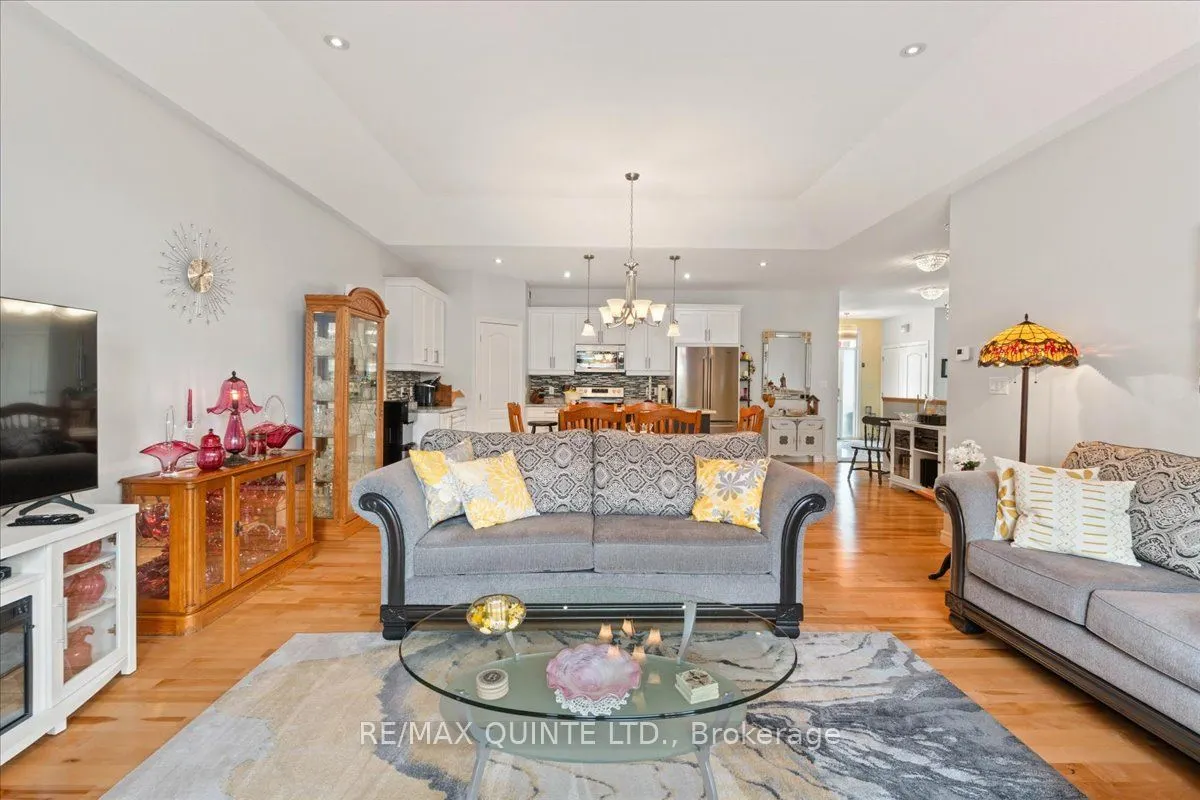 39 Downes Avenue, #16