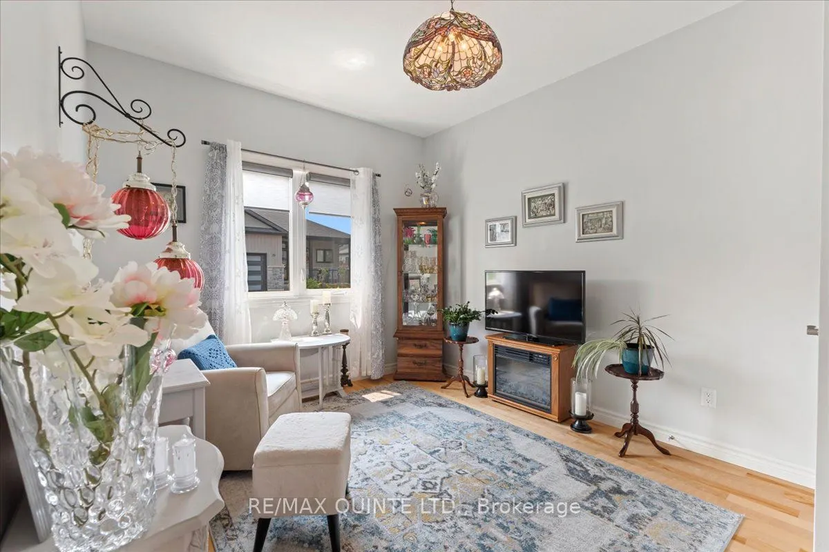 39 Downes Avenue, #16