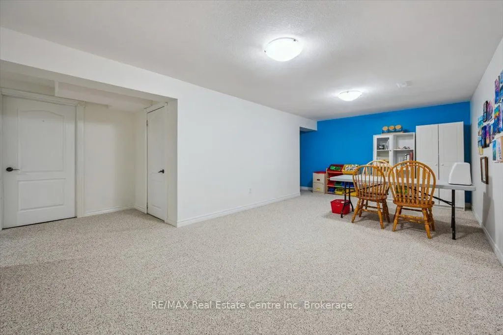 758 Willow Road