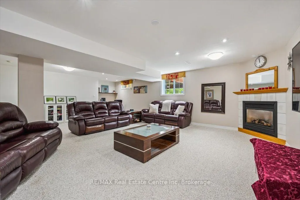758 Willow Road