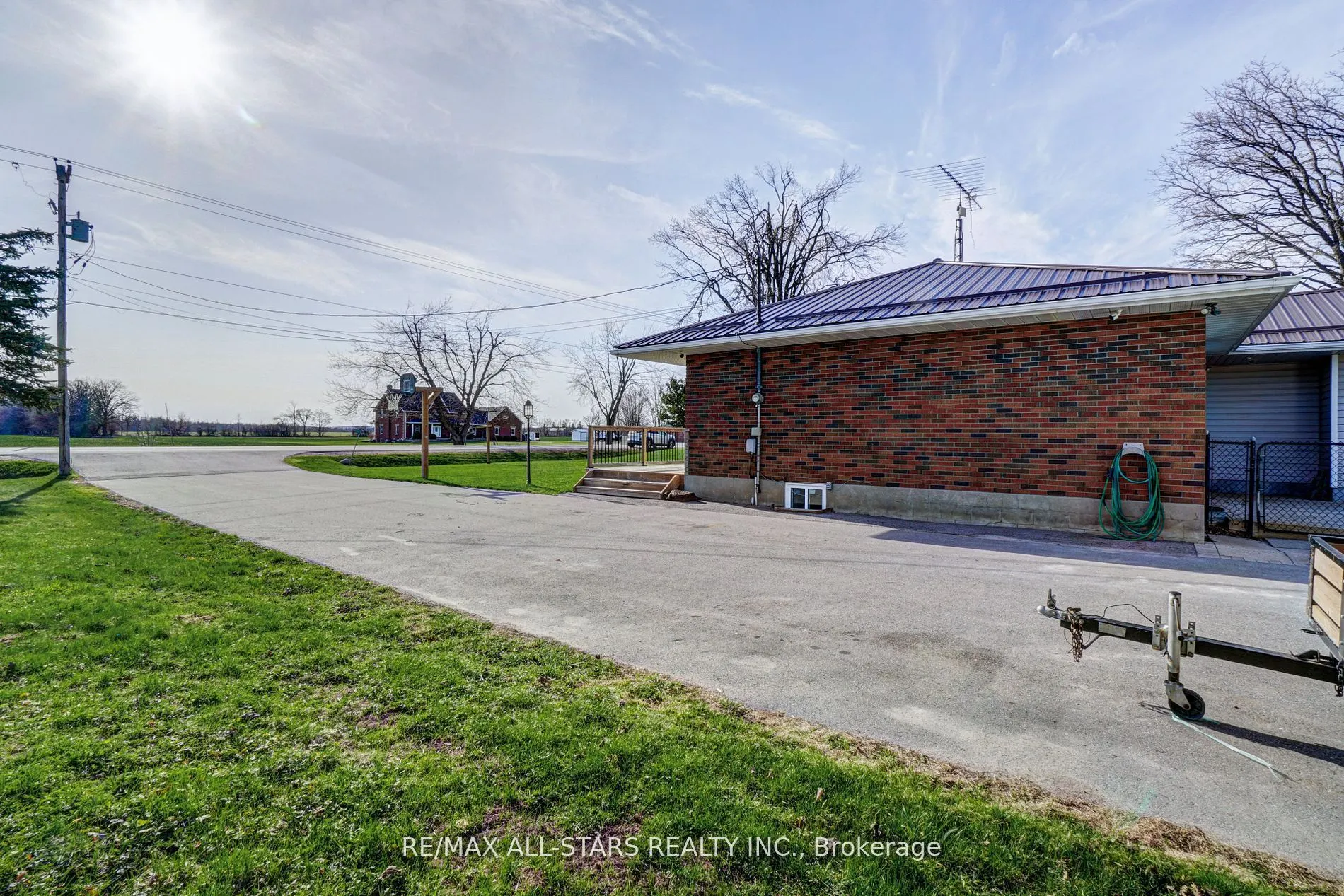 904 Eldon Road
