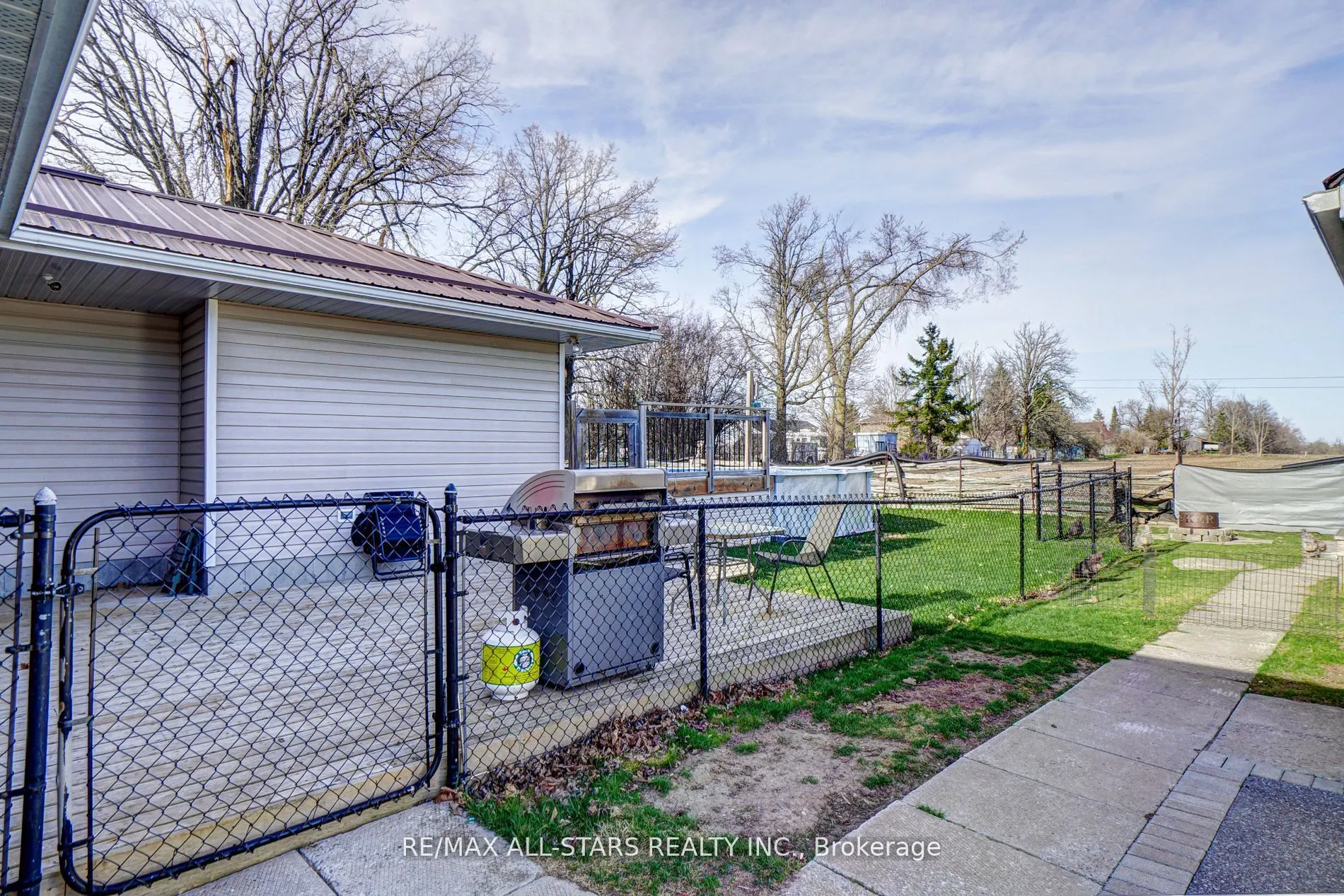 904 Eldon Road