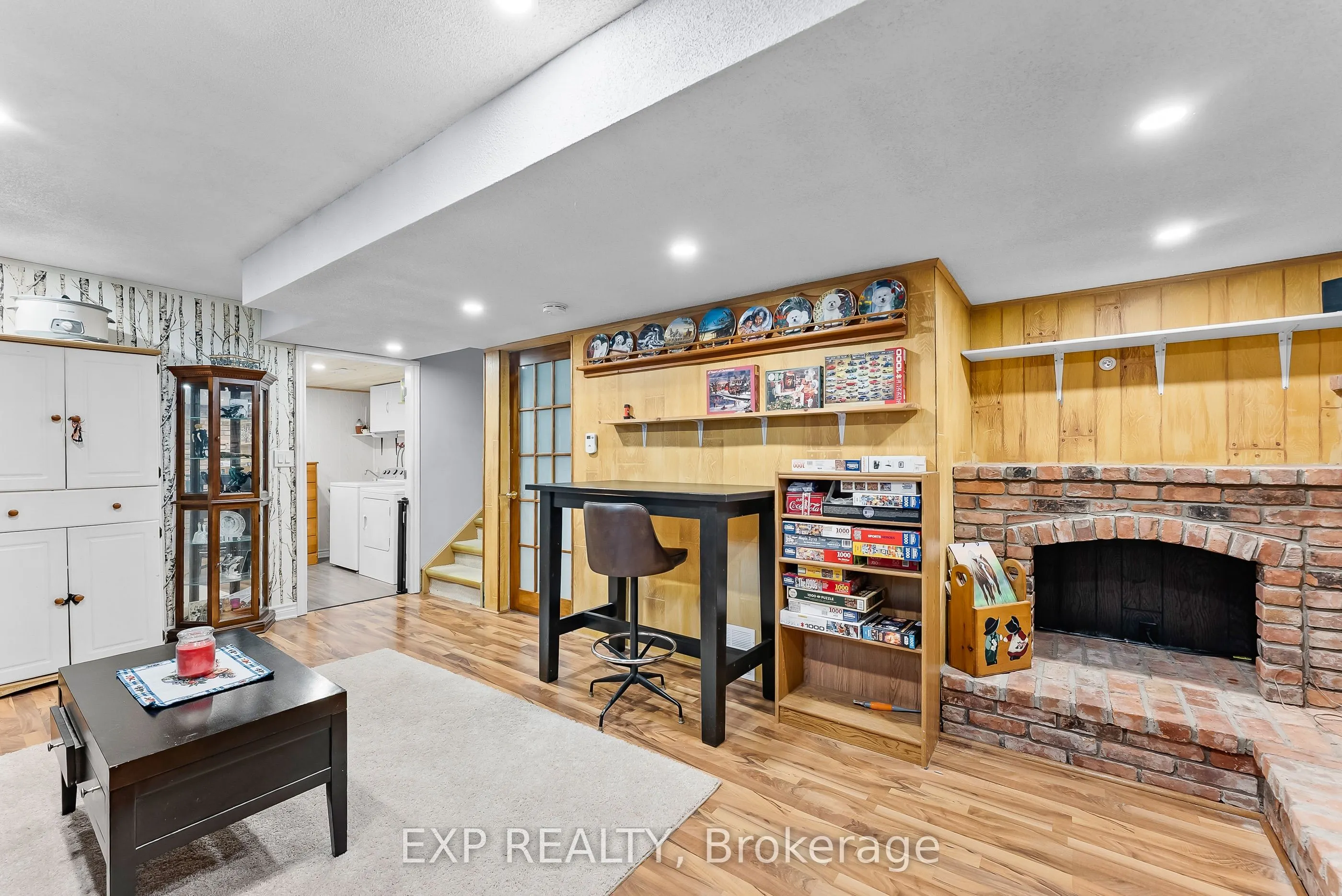 49 Grove Avenue