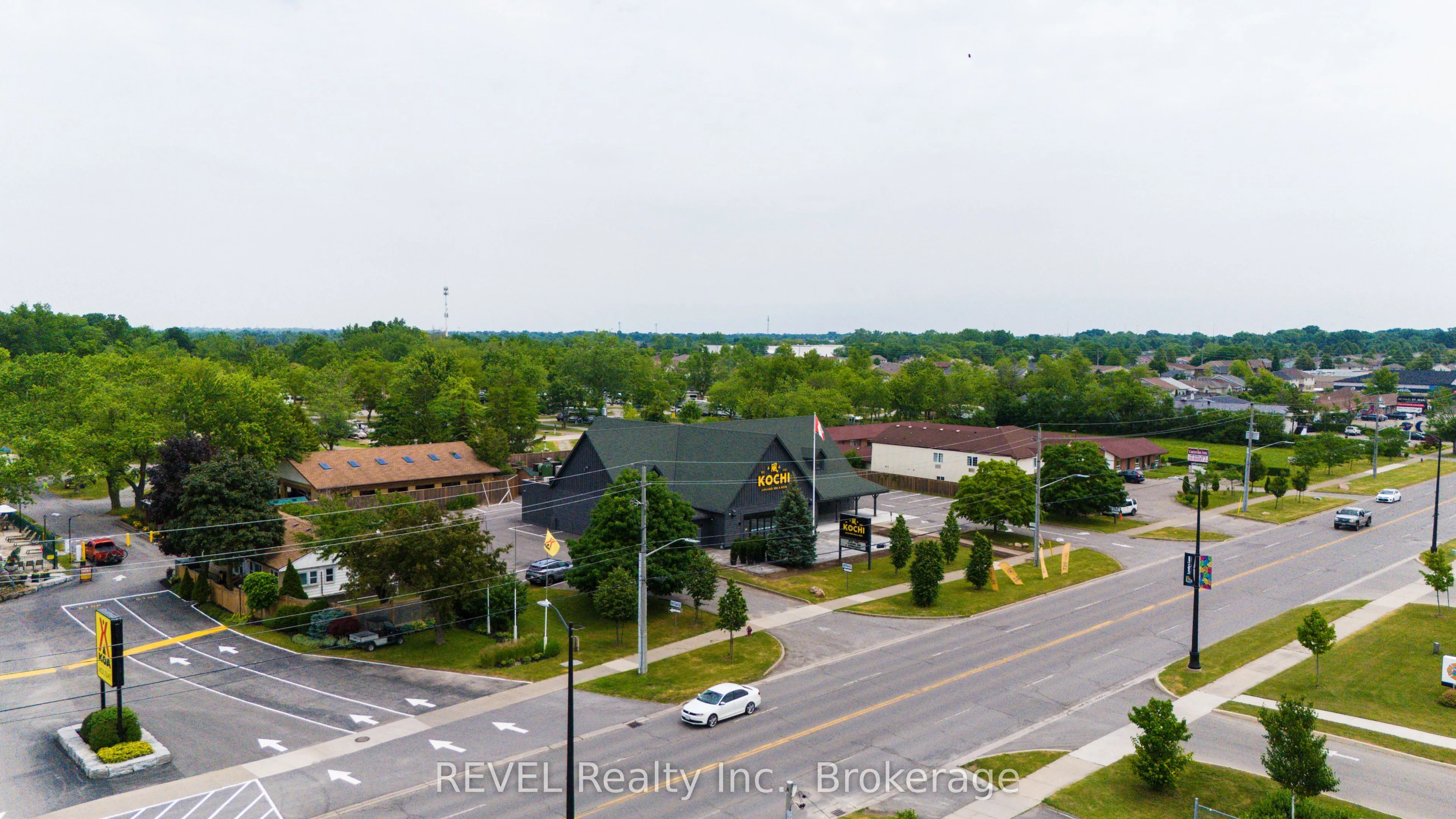 8568 Lundys Lane