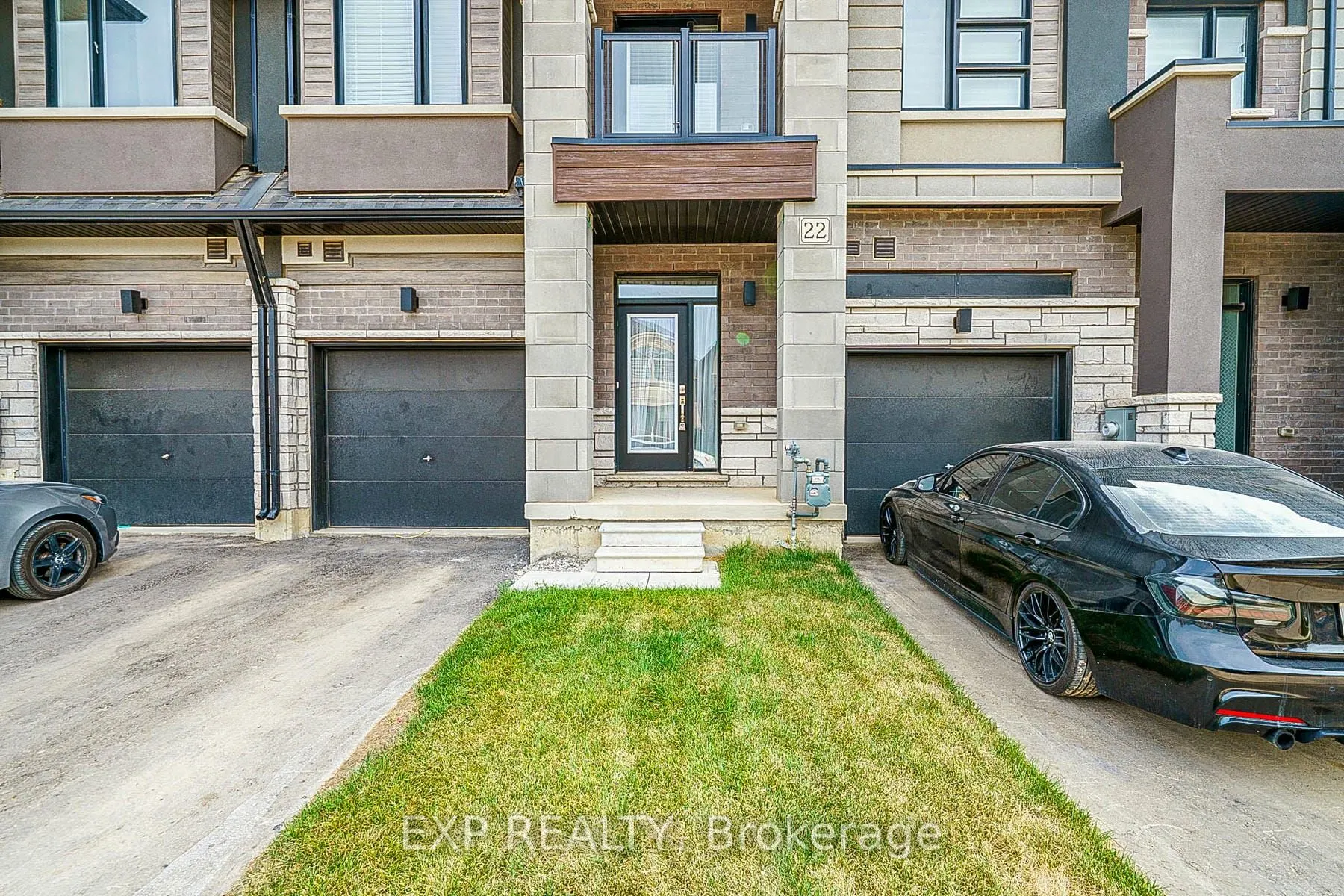 22 Dennis Avenue
