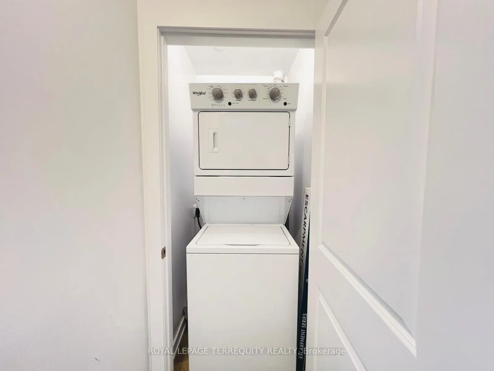 470 Dundas Street E, #117