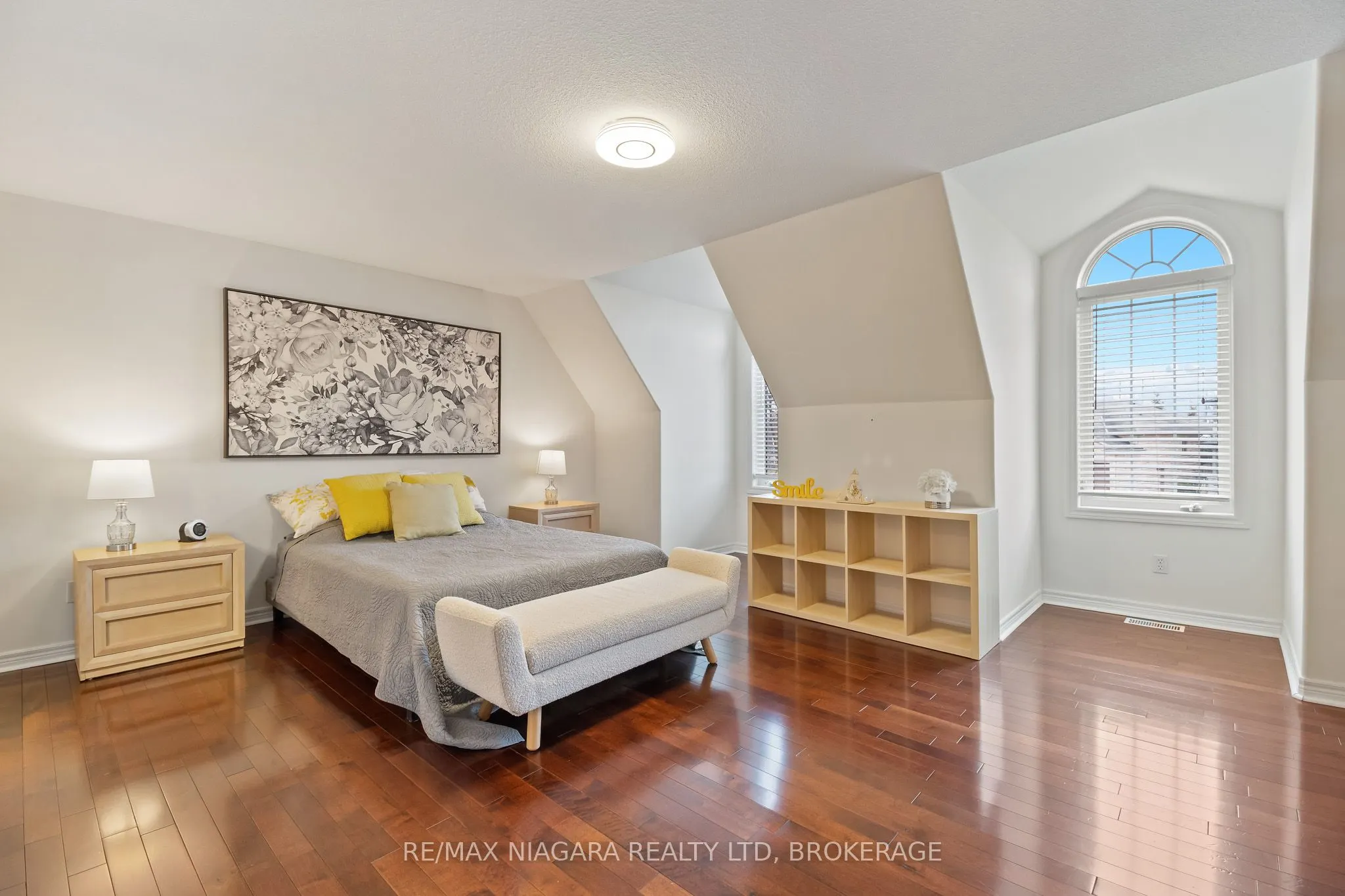8311 VEGTER Court