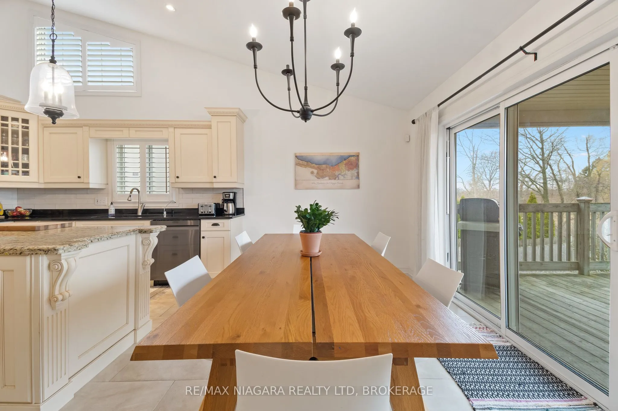 8311 VEGTER Court