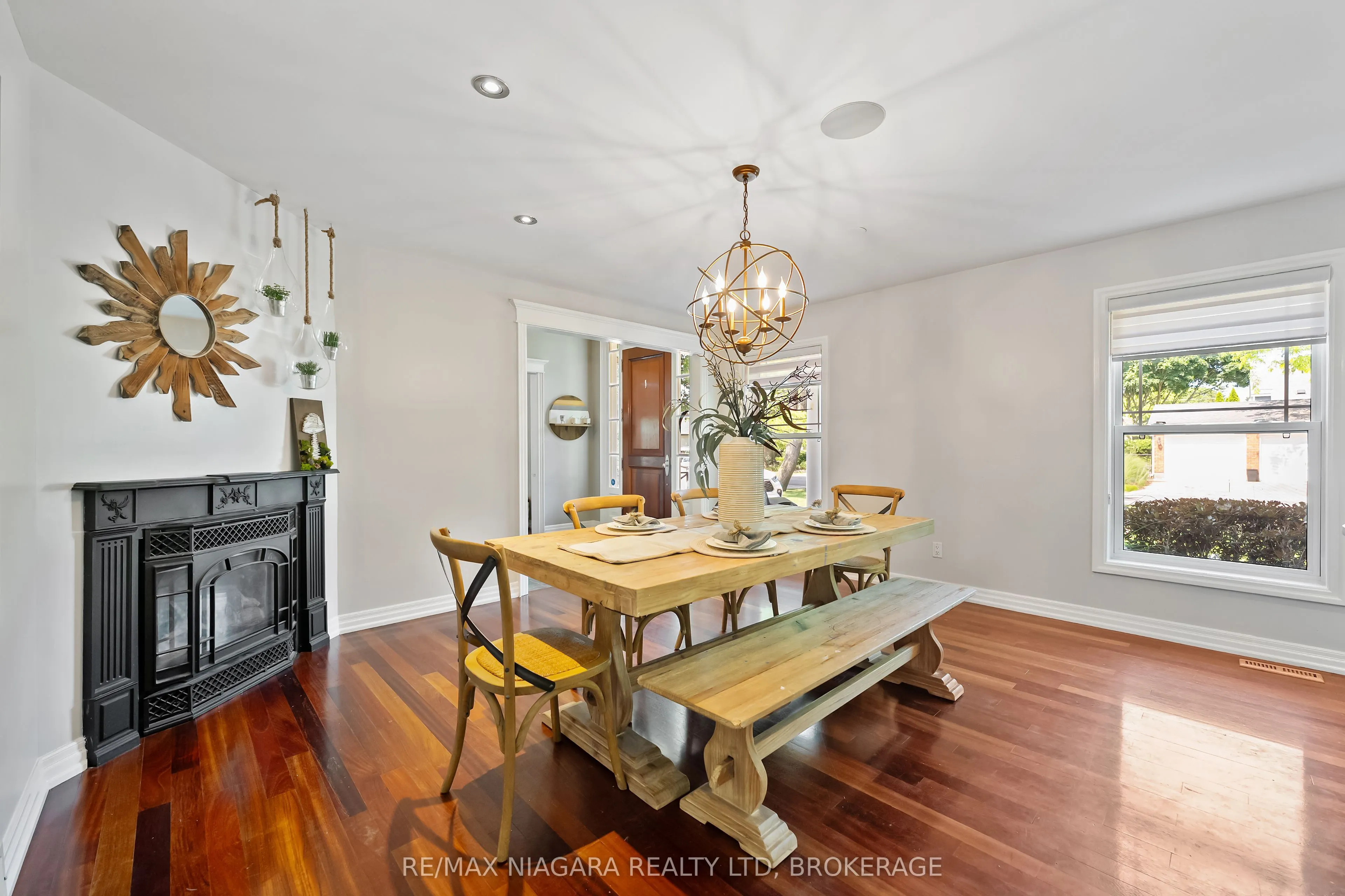 1 Graham Avenue