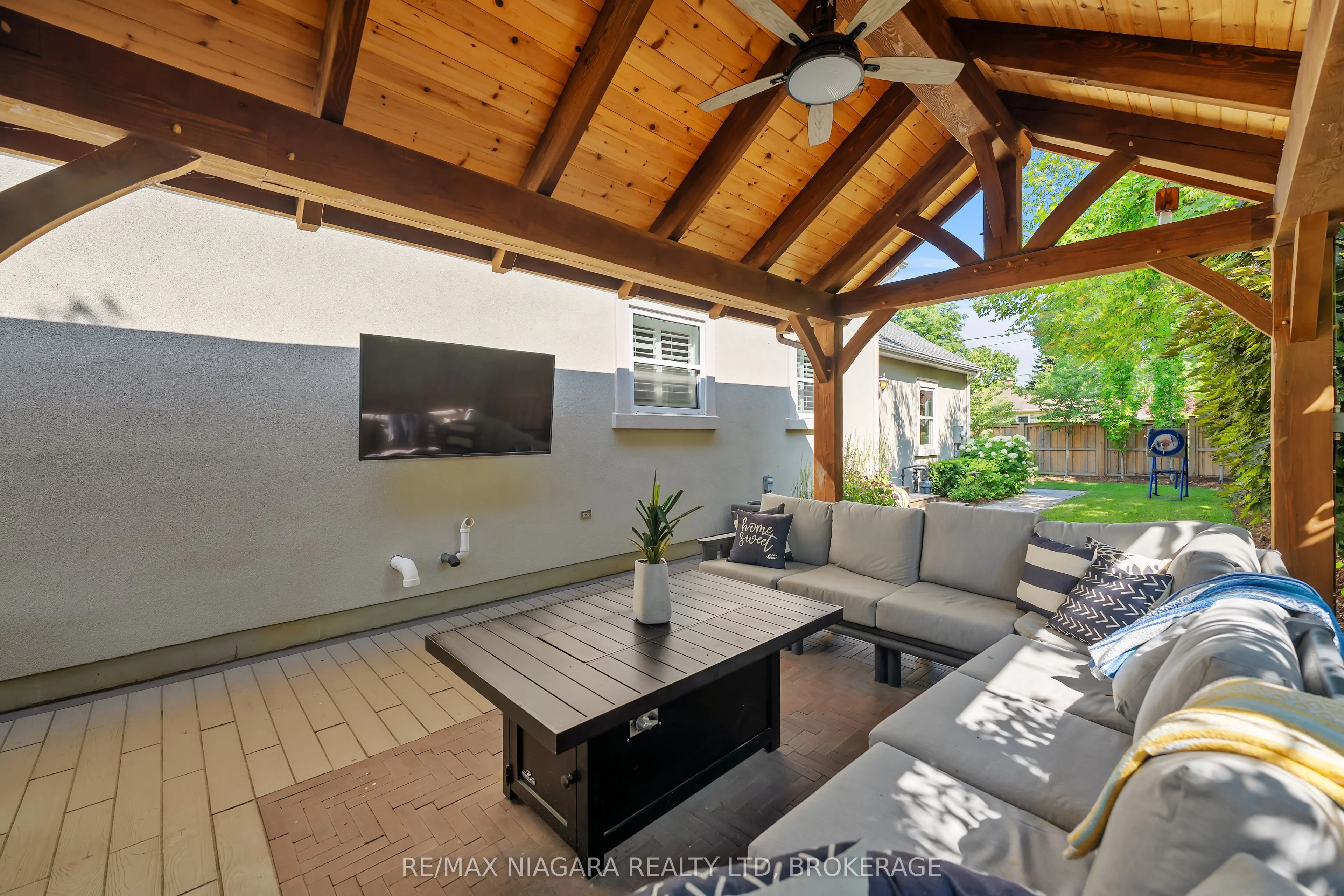 1 Graham Avenue