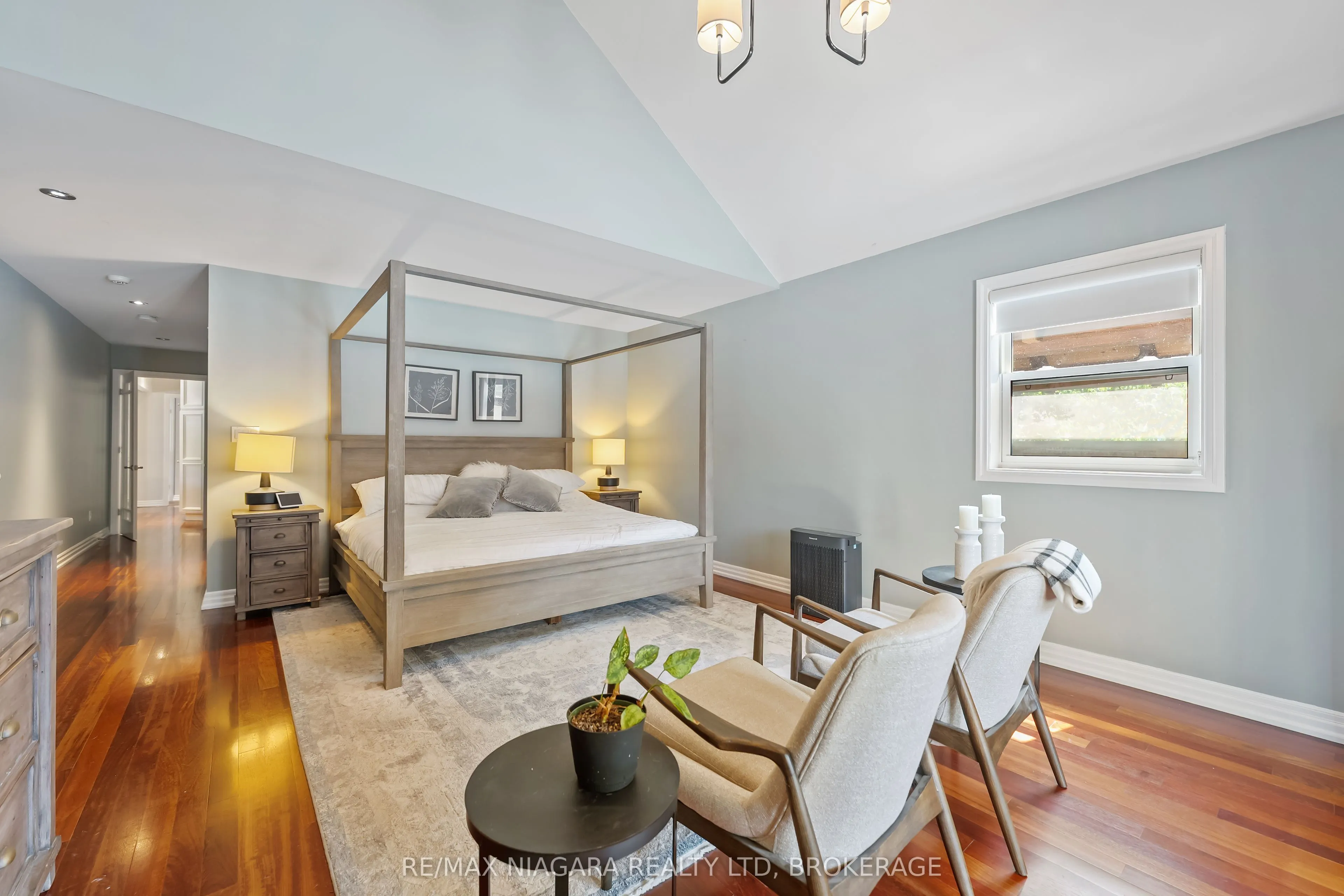 1 Graham Avenue
