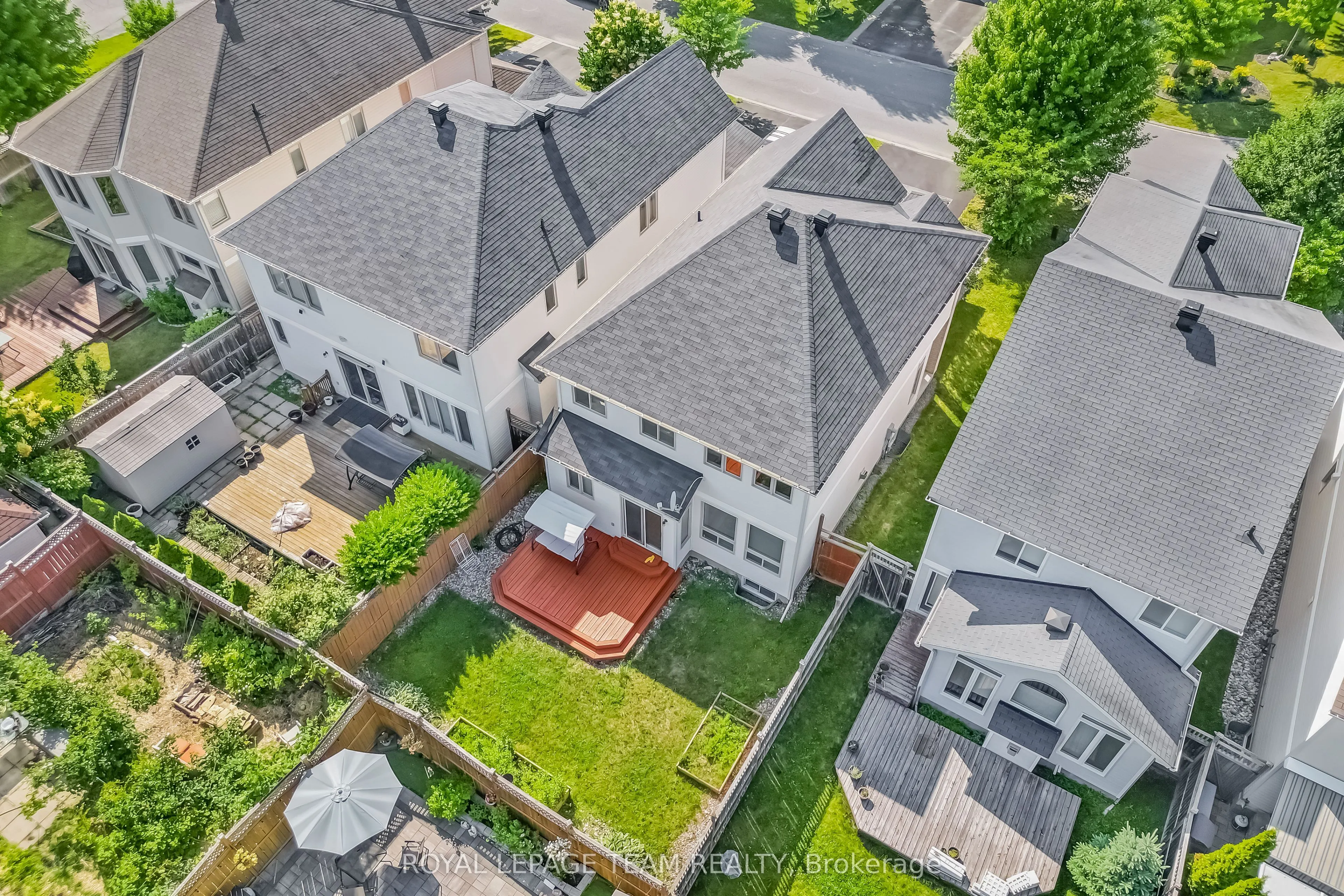 204 Applecross Crescent