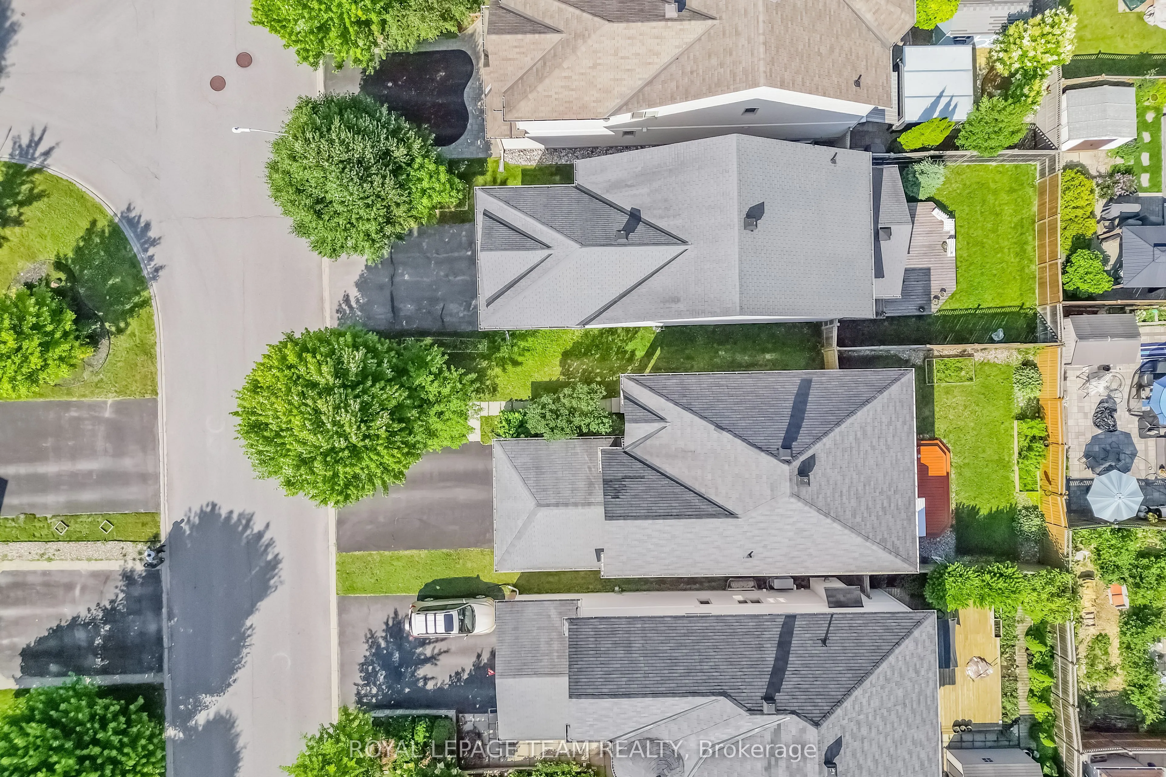 204 Applecross Crescent