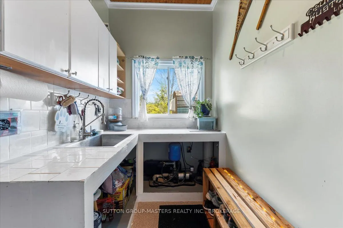 84 Plumb Road