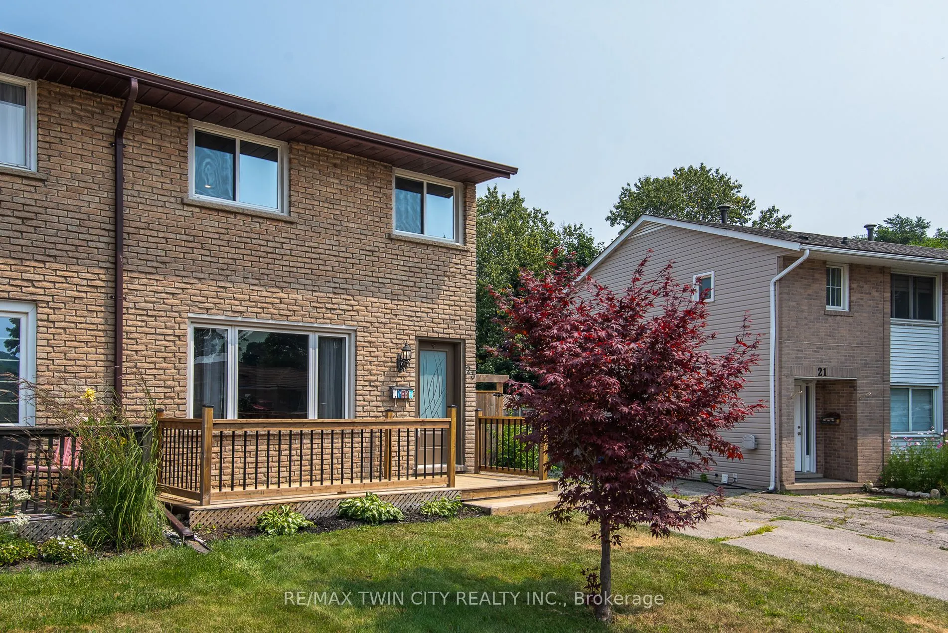 23 Roberts Crescent