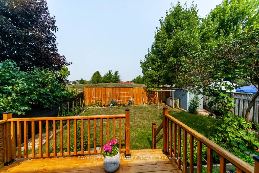 579 Windjammer Way