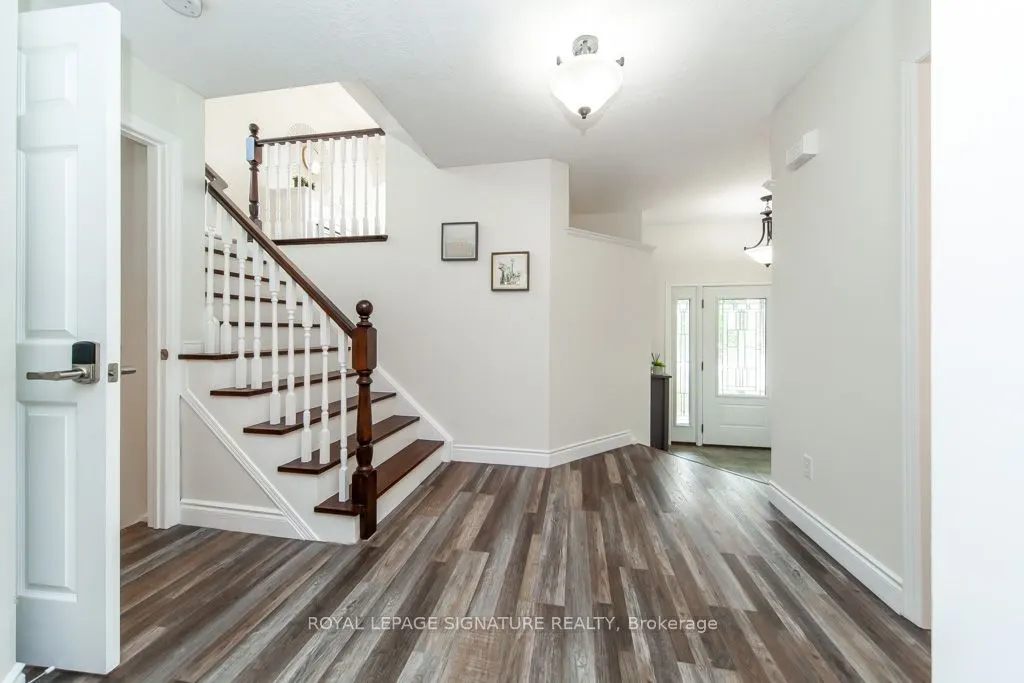 579 Windjammer Way