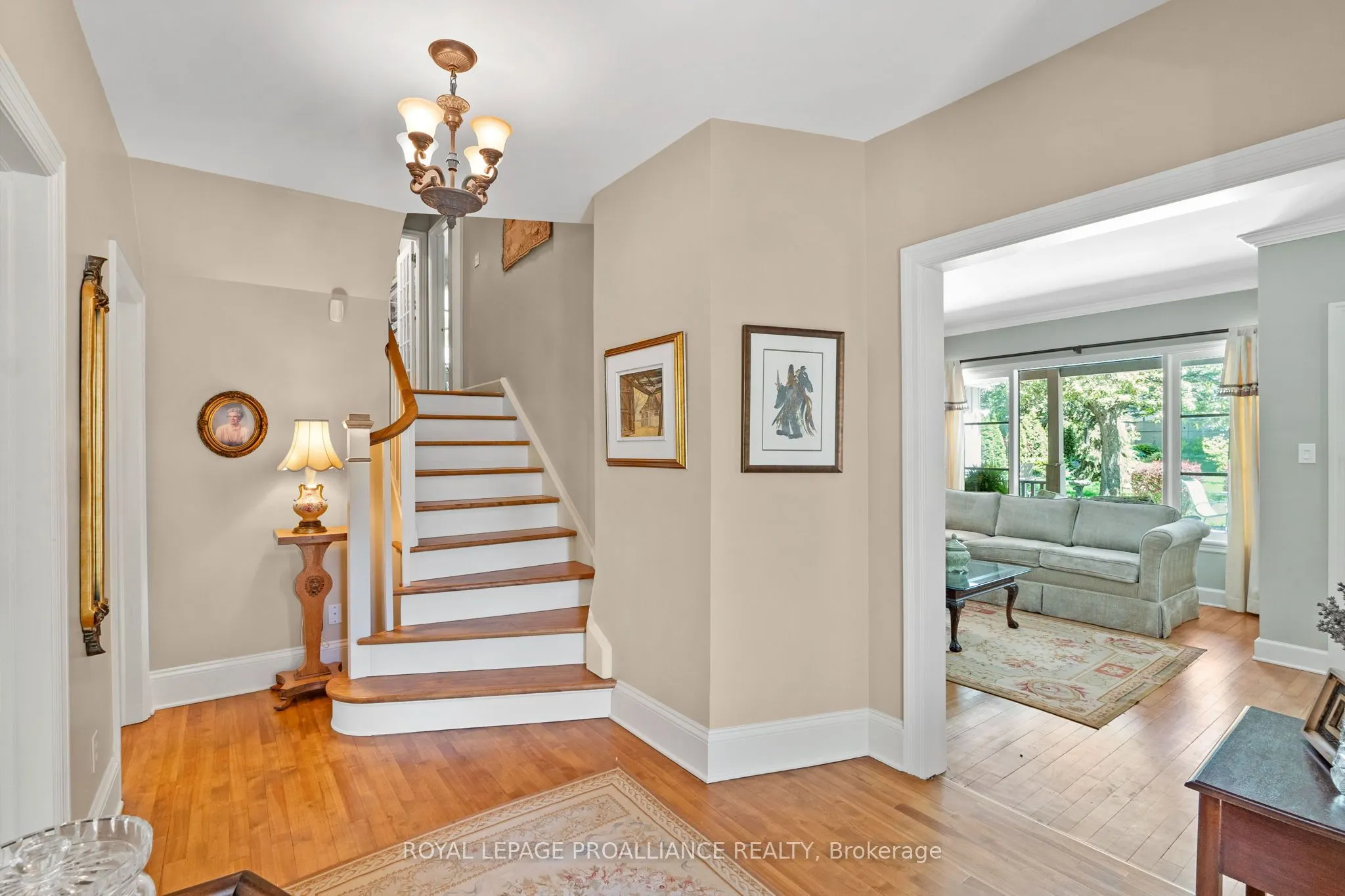 27 Cochrane Drive