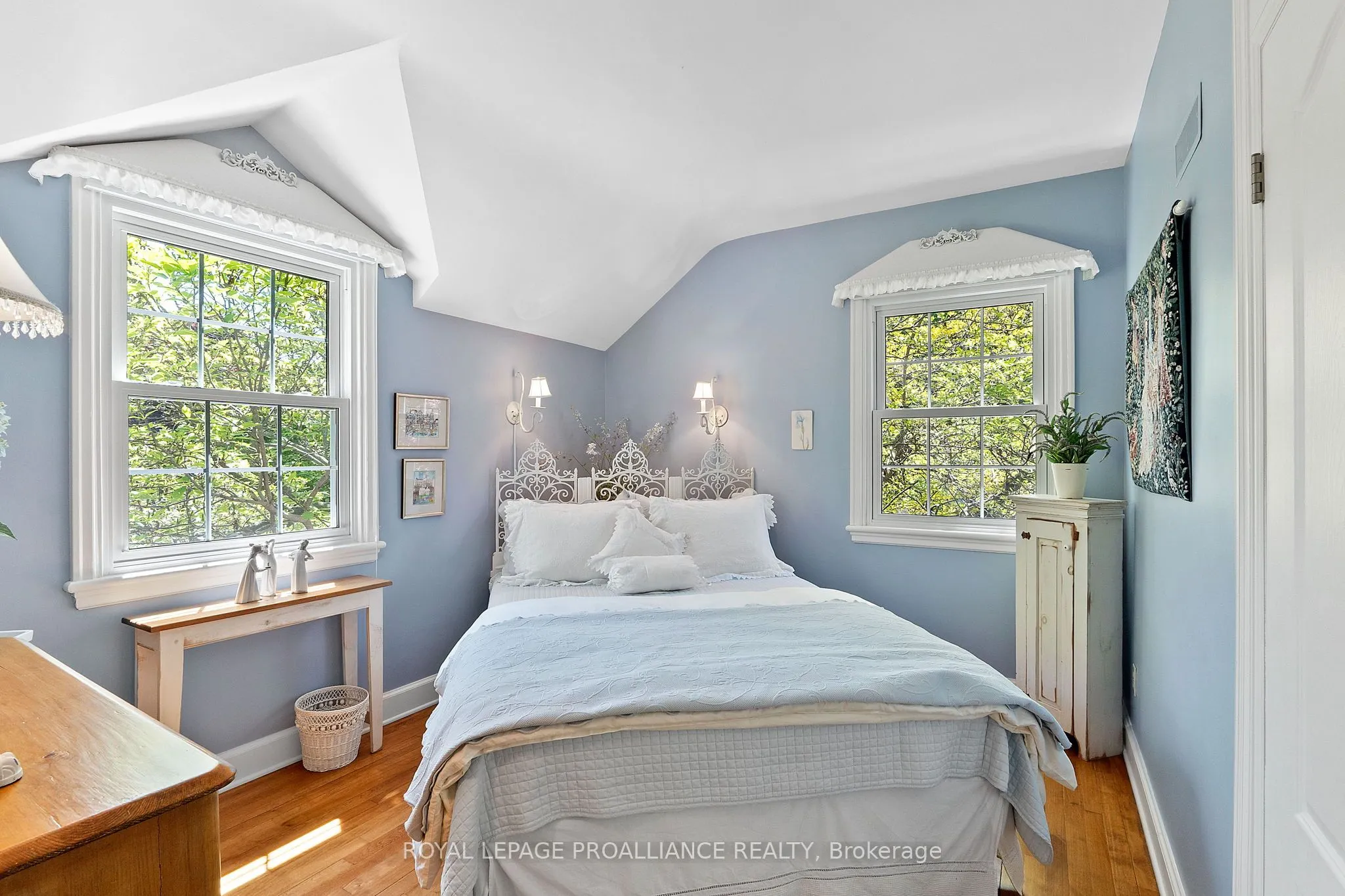 27 Cochrane Drive