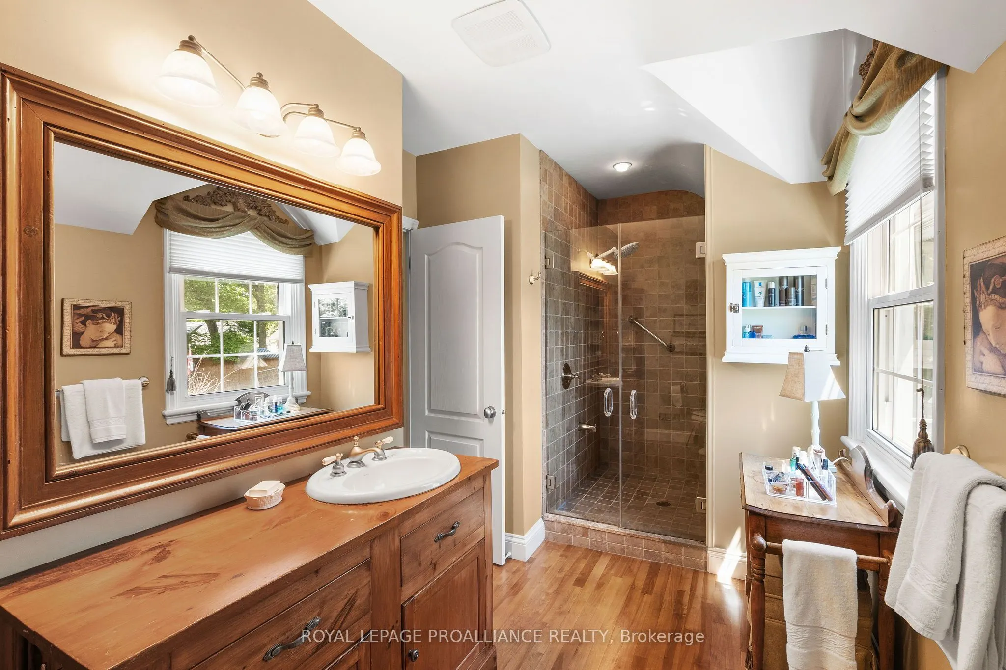 27 Cochrane Drive