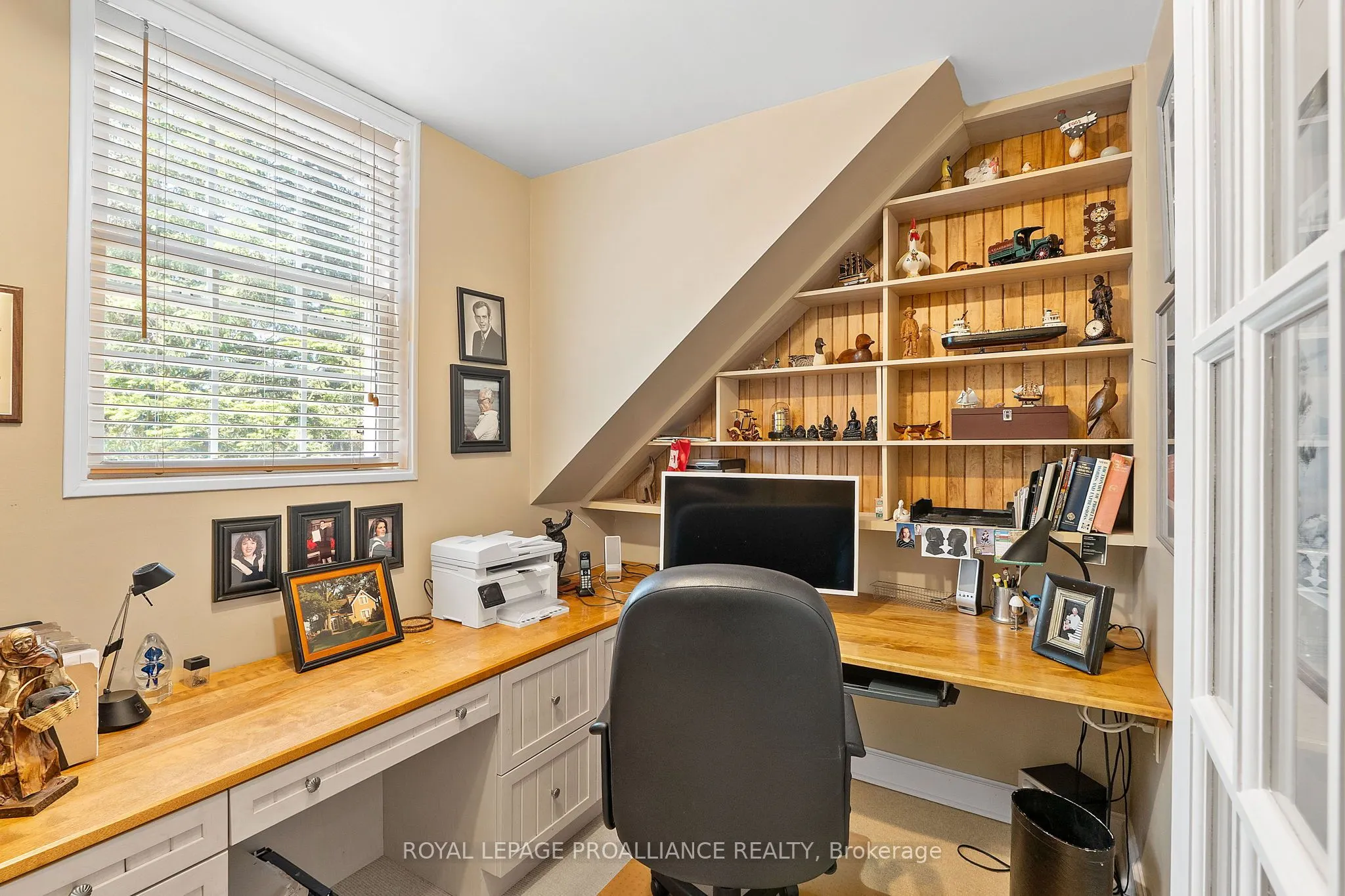 27 Cochrane Drive