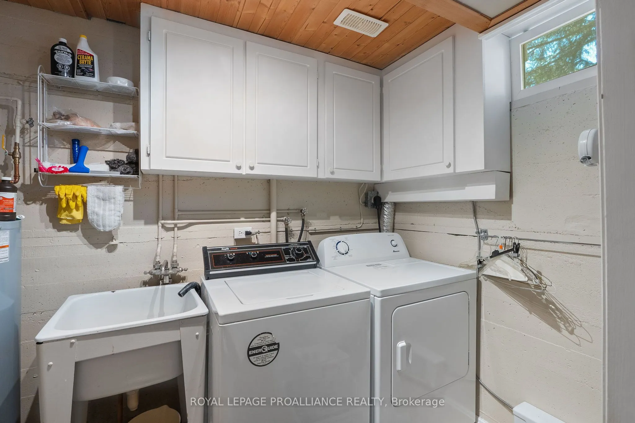 27 Cochrane Drive