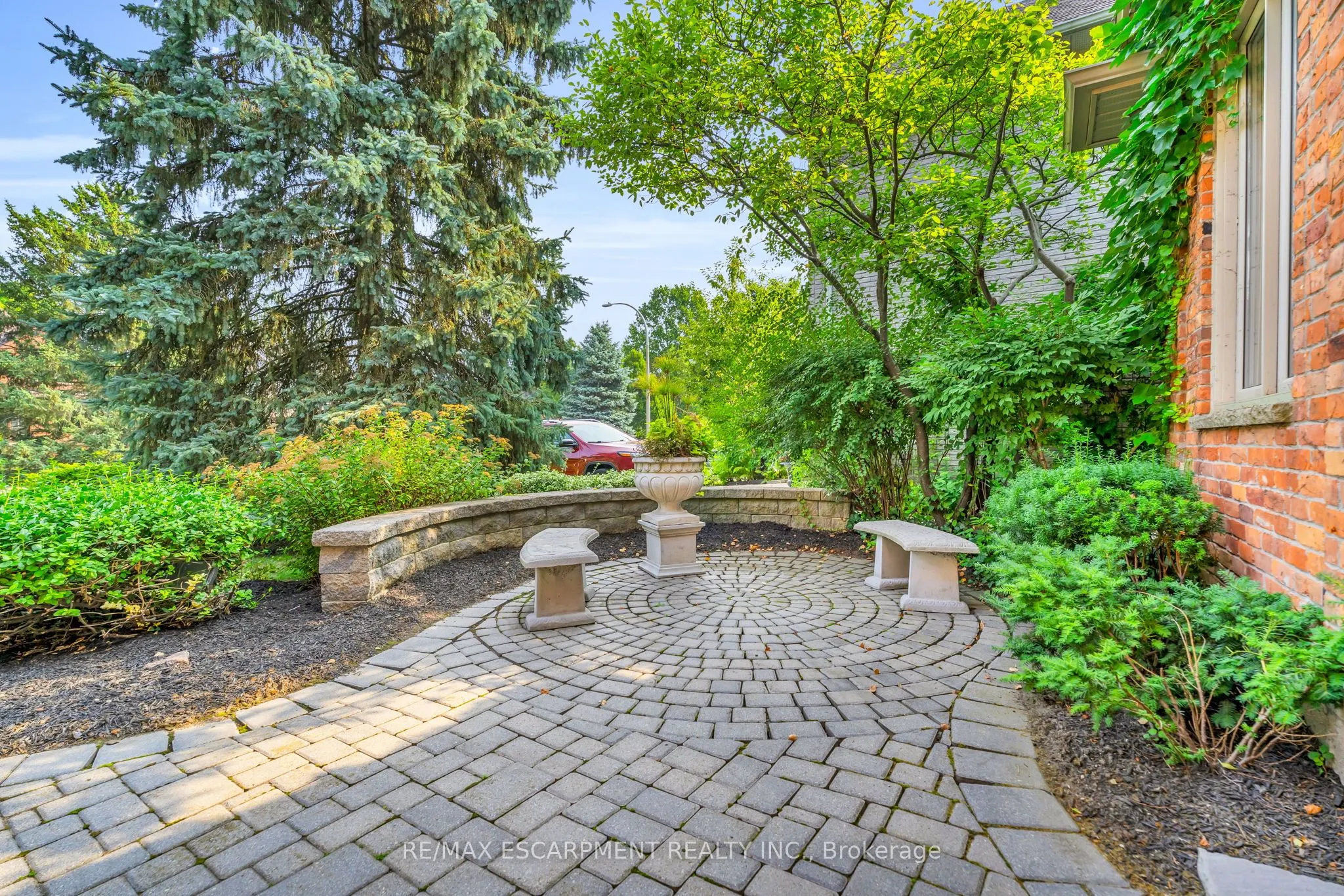 484 Bush Drive