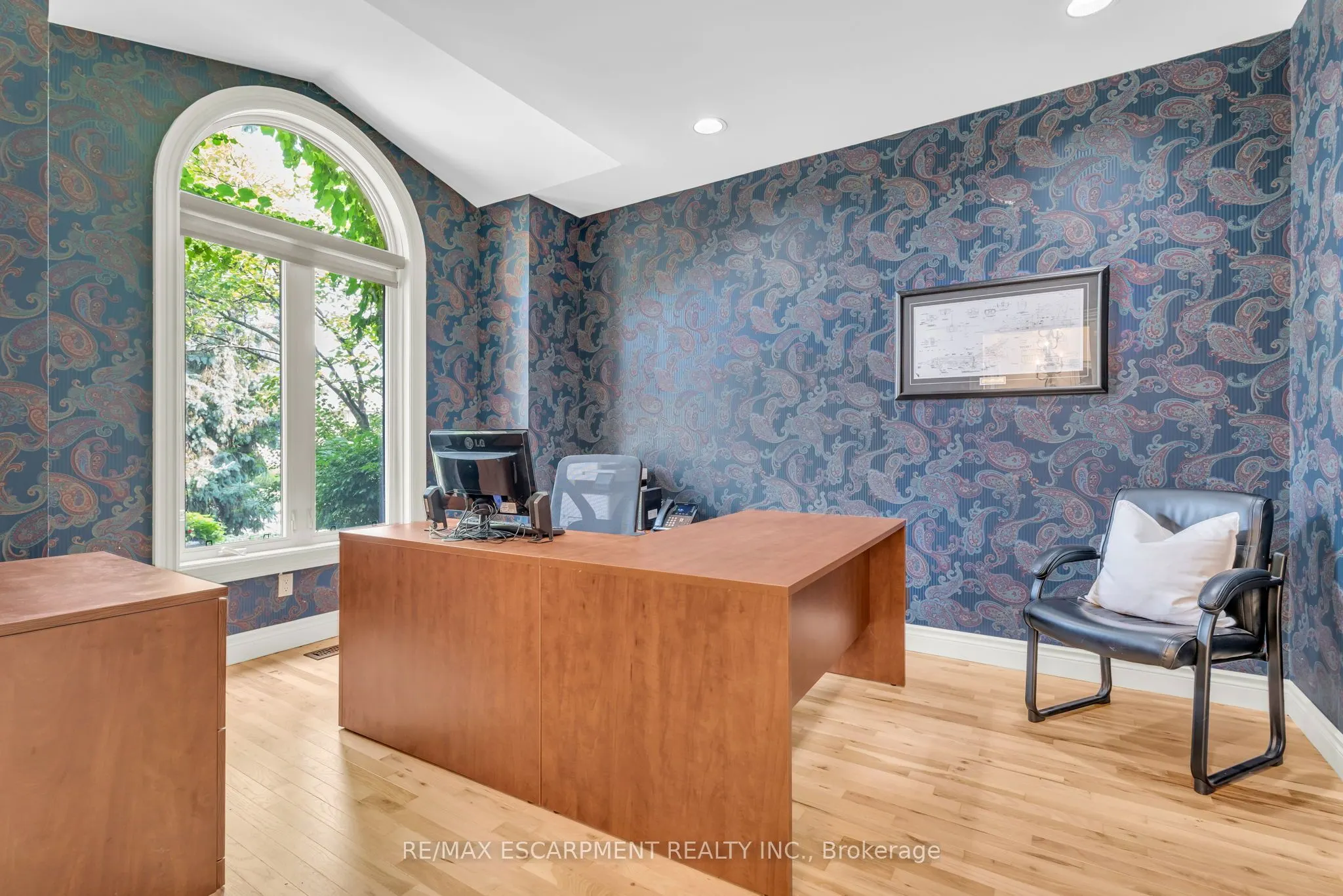 484 Bush Drive