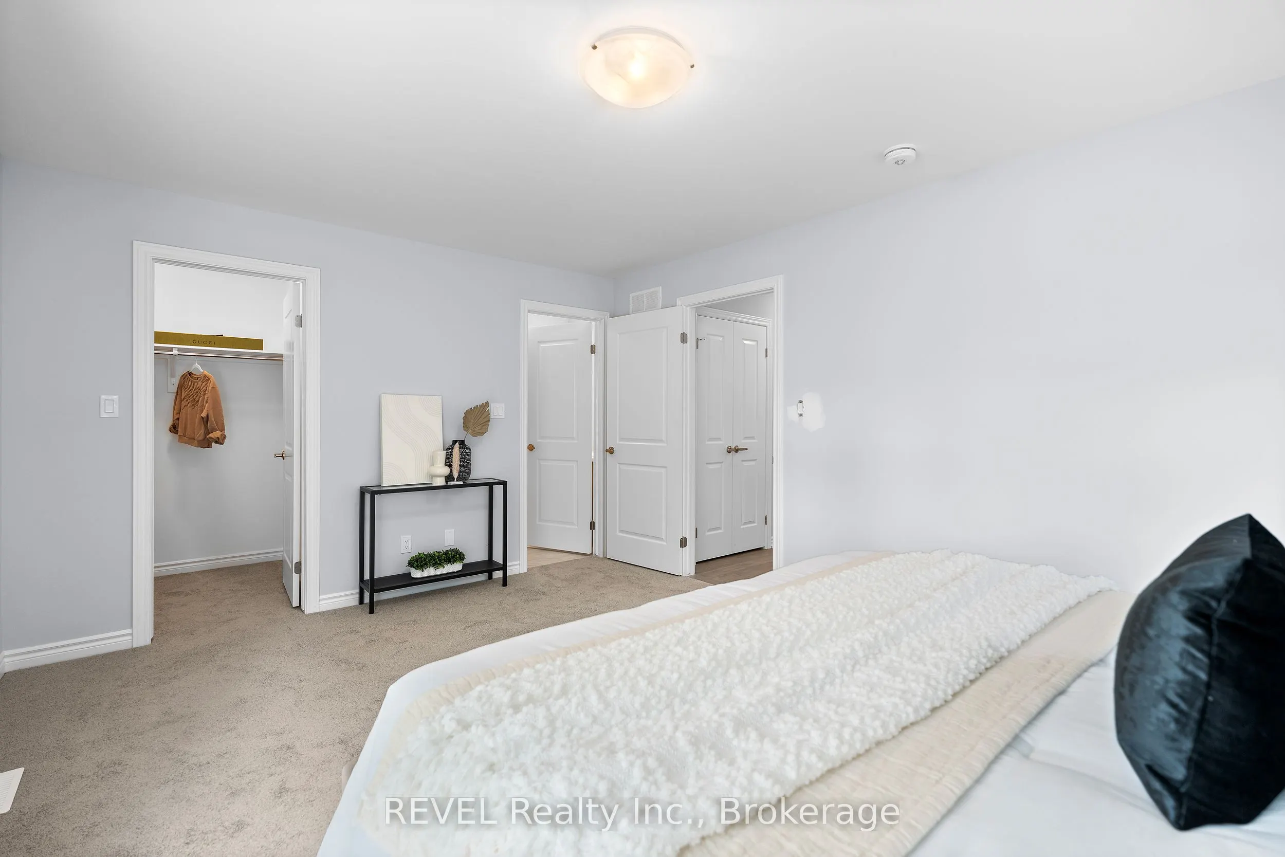 5672 Dorchester Road, #49