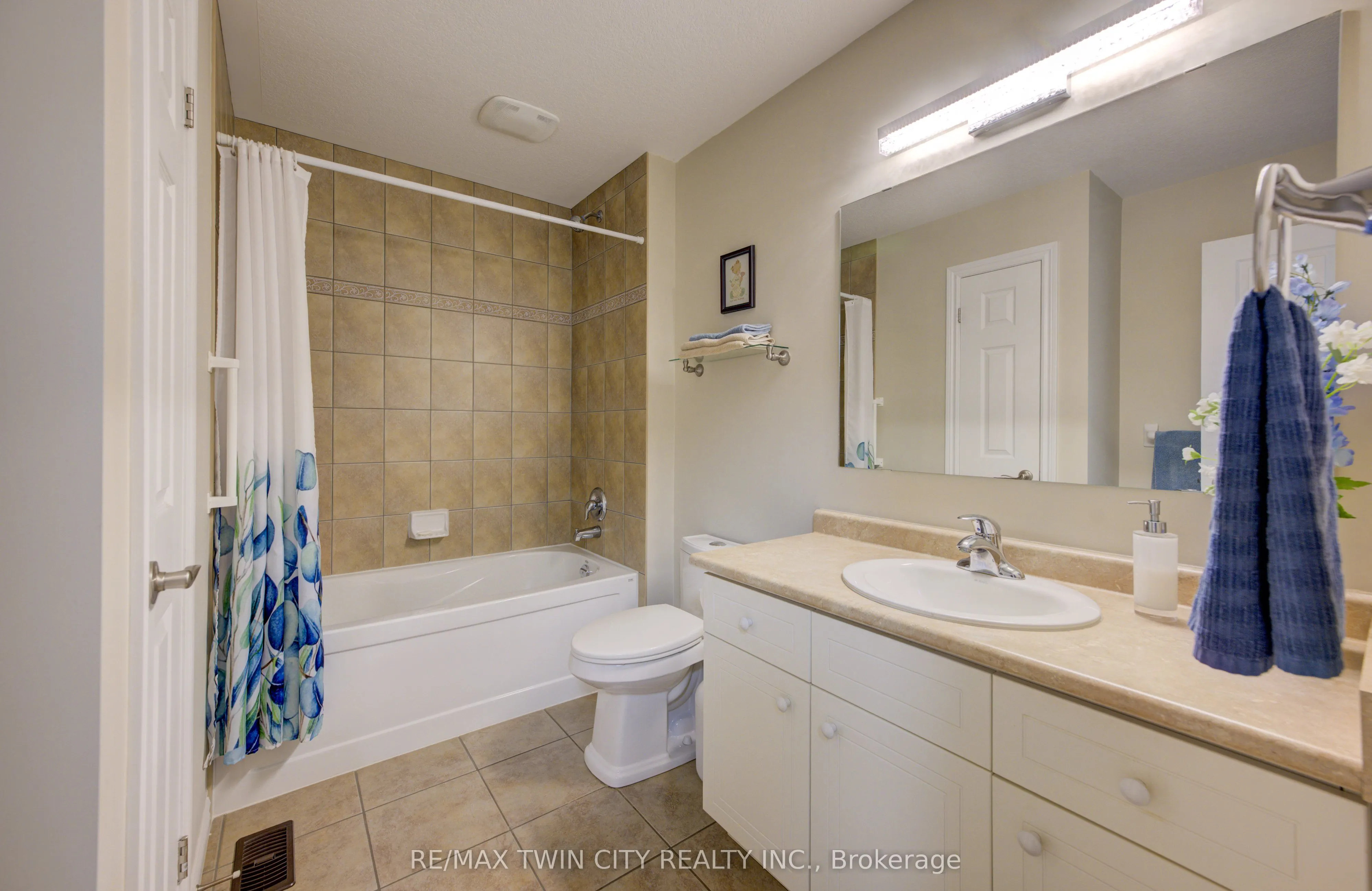 35 Green Gate Boulevard, #28