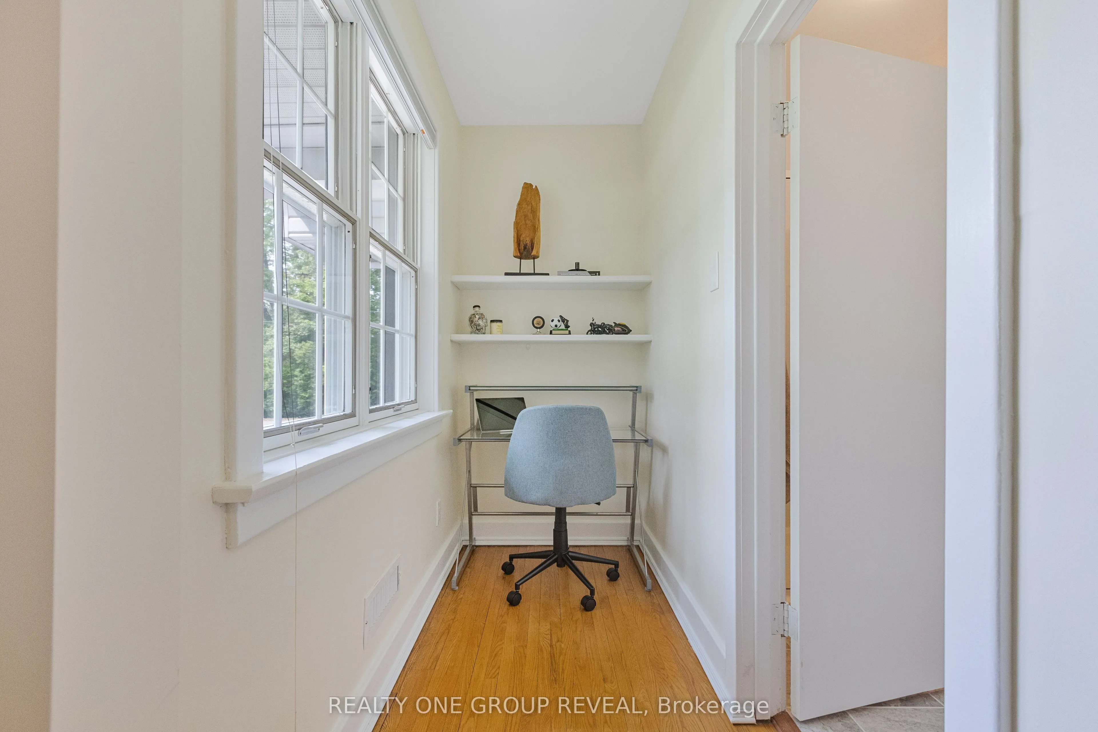 120 Riverbank Drive
