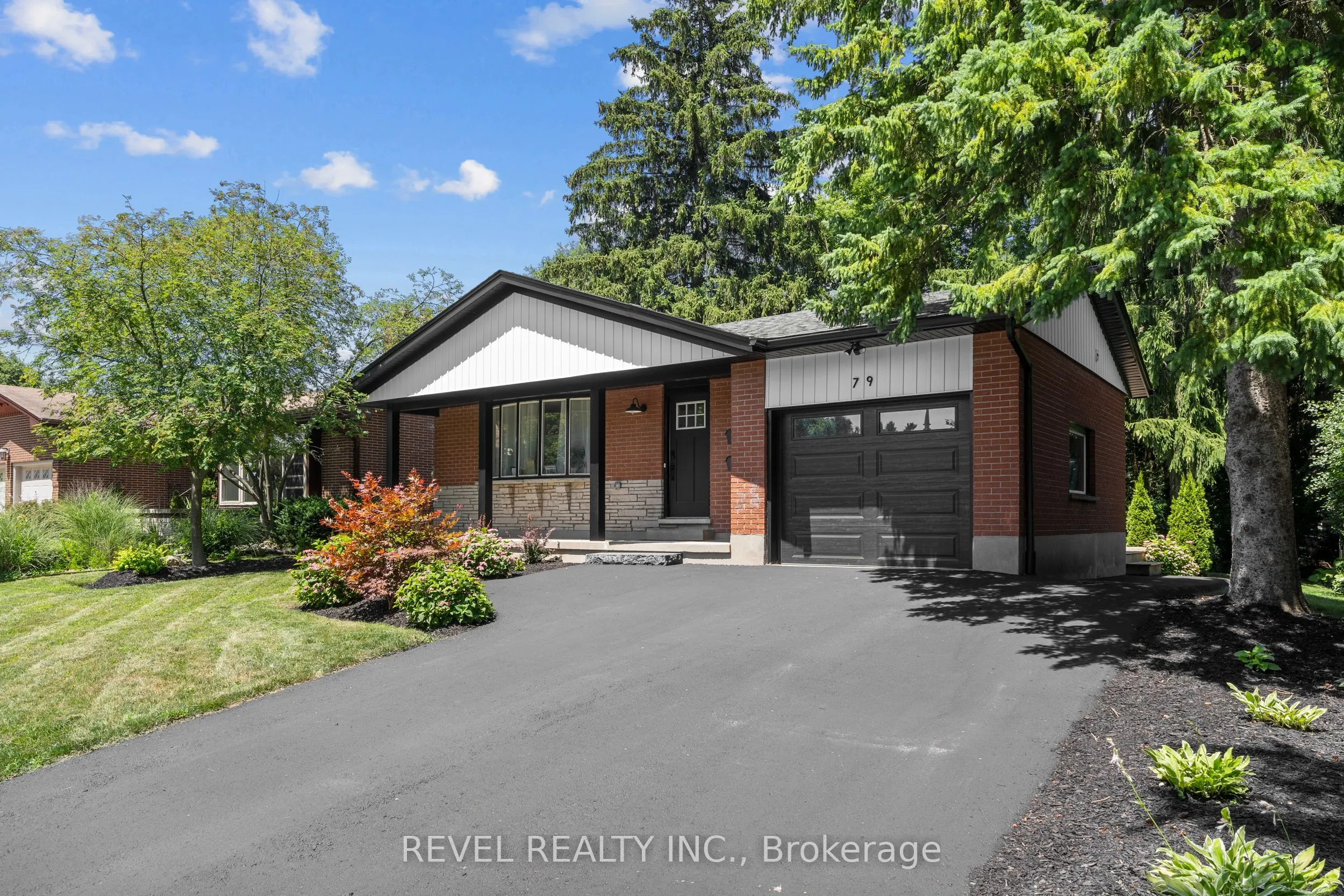 79 Inwood Crescent