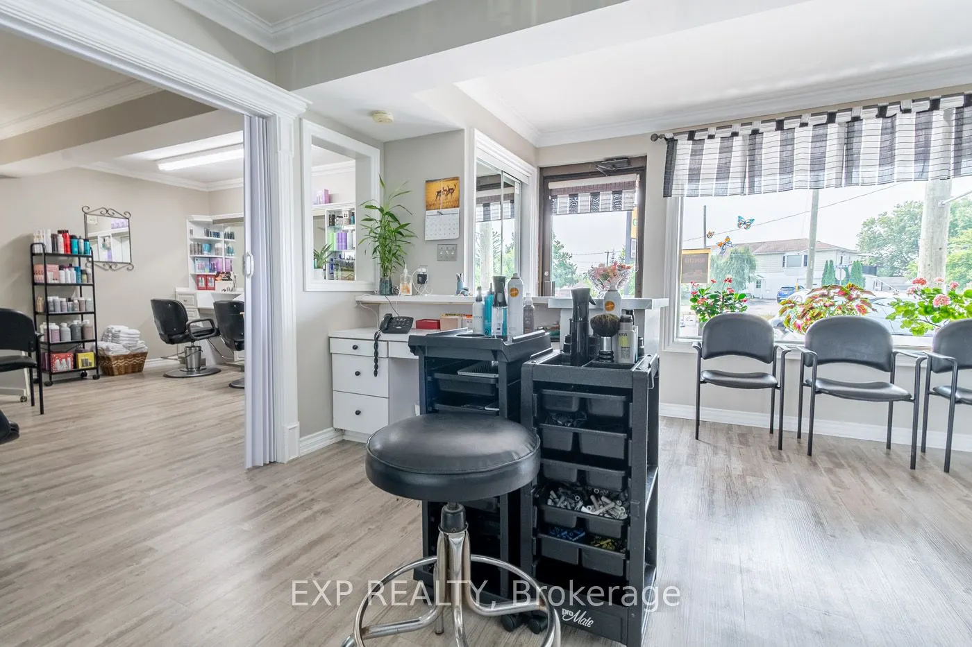 126 Town Line Road W