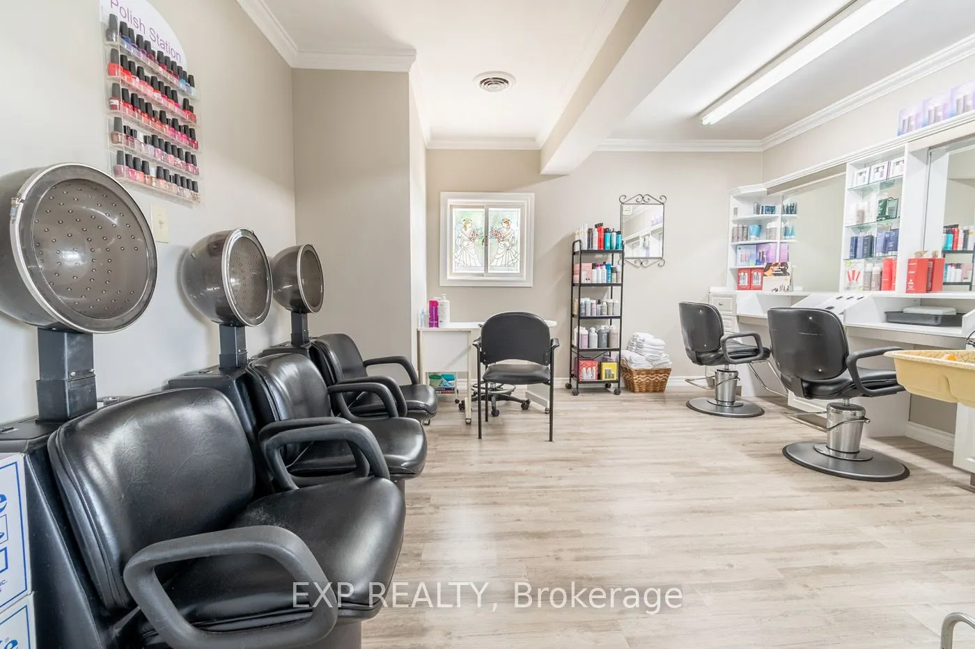 126 Town Line Road W
